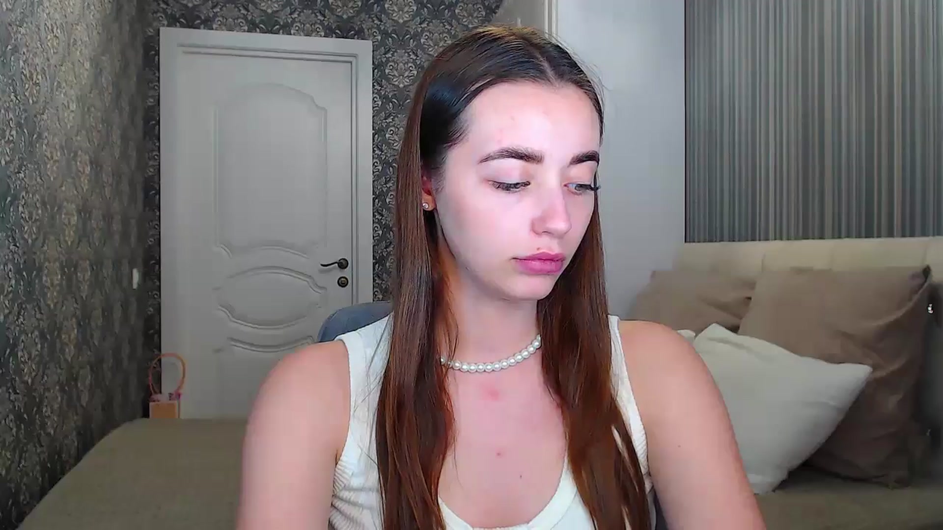 Gallery image thumbnail from EmeraldLilyyy's myfreecams stream on, 06/29/2024, 13:29 image 4 of 20
