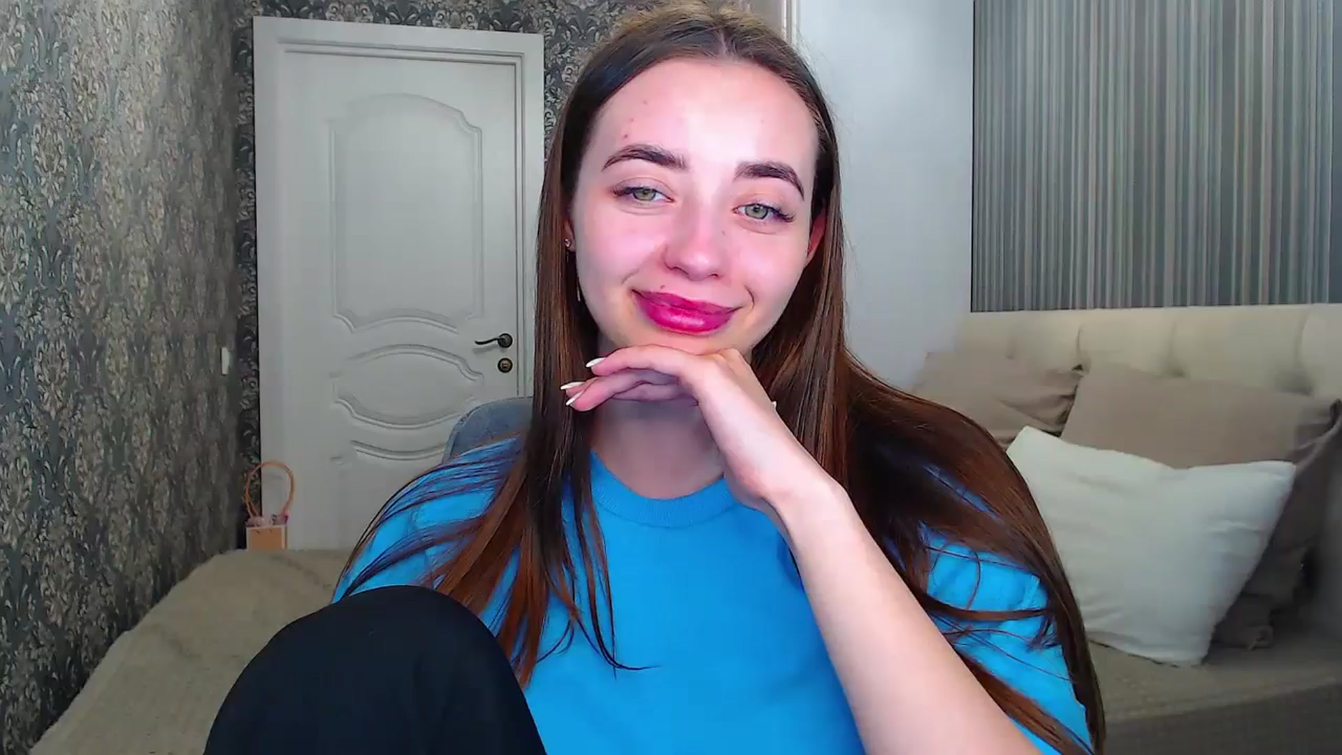 Gallery image thumbnail from EmeraldLilyyy's myfreecams stream on, 06/30/2024, 16:31 image 18 of 20