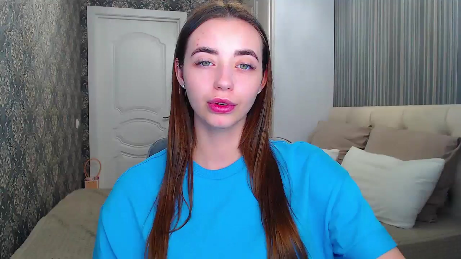 Gallery image thumbnail from EmeraldLilyyy's myfreecams stream on, 06/30/2024, 16:31 image 13 of 20