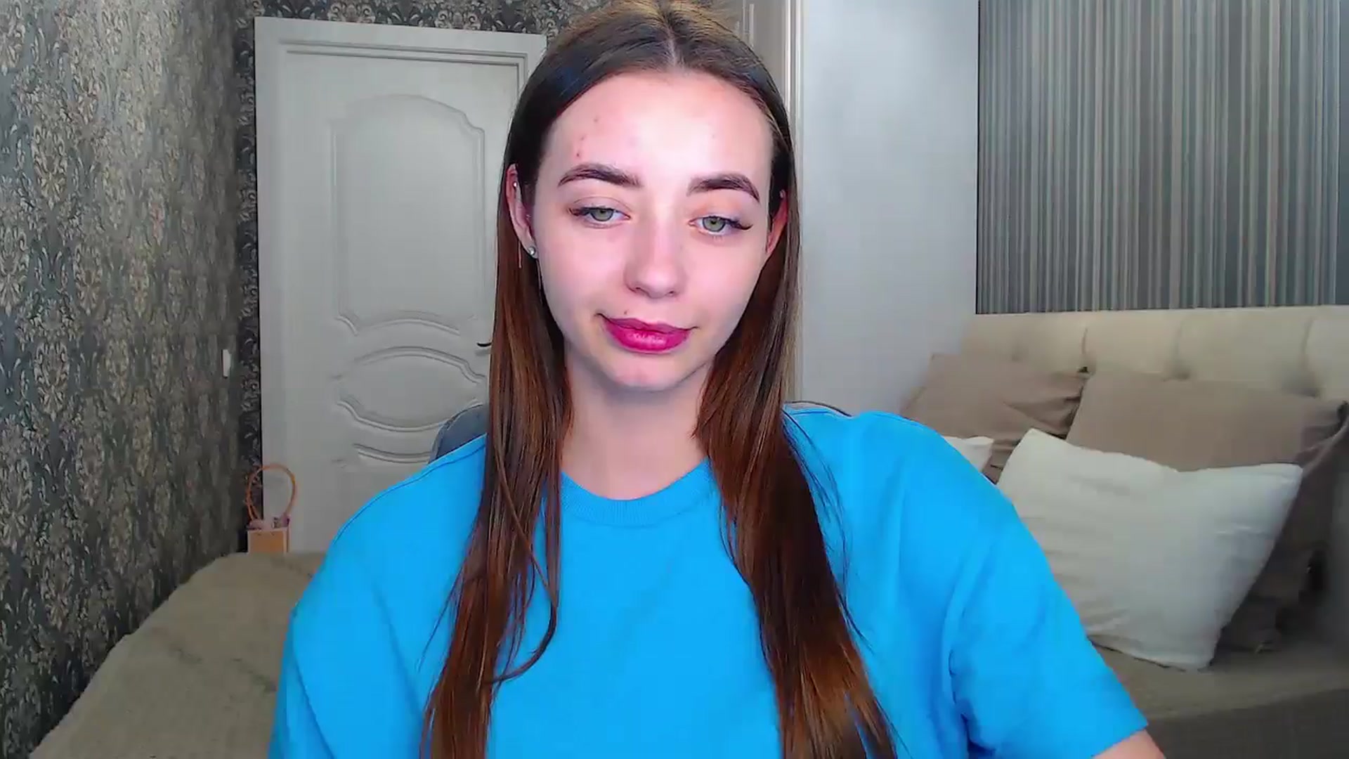 Gallery image thumbnail from EmeraldLilyyy's myfreecams stream on, 06/30/2024, 16:31 image 12 of 20