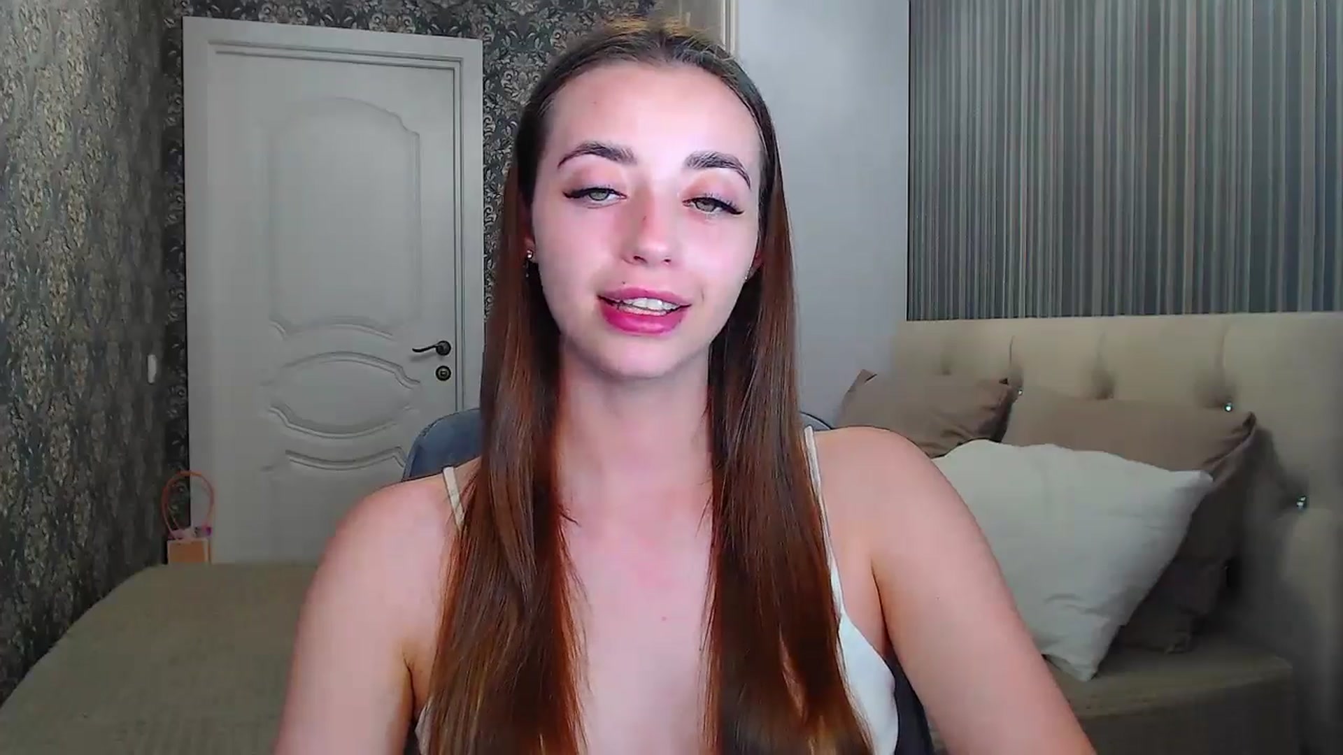 Gallery image thumbnail from EmeraldLilyyy's myfreecams stream on, 07/04/2024, 13:00 image 14 of 20