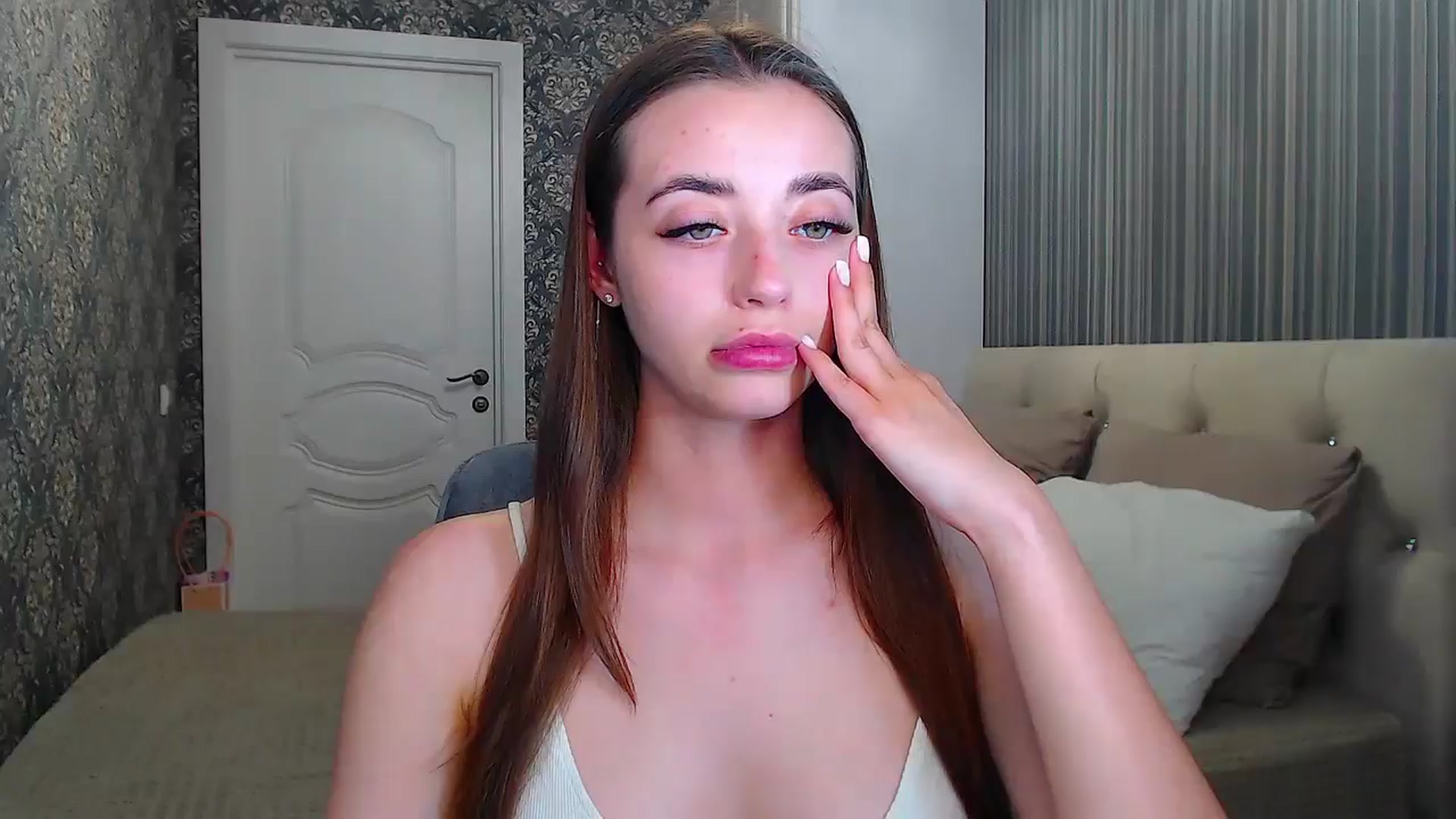 Gallery image thumbnail from EmeraldLilyyy's myfreecams stream on, 07/04/2024, 14:15 image 1 of 20