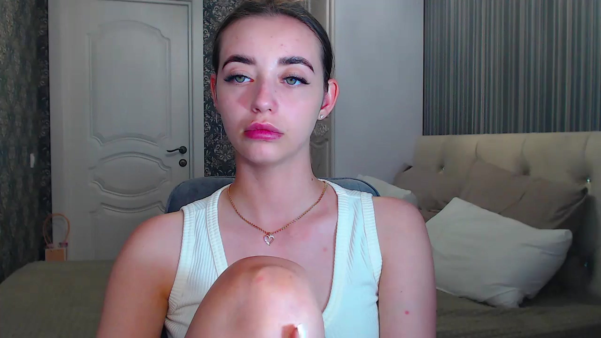 Gallery image thumbnail from EmeraldLilyyy's myfreecams stream on, 07/09/2024, 13:26 image 12 of 20