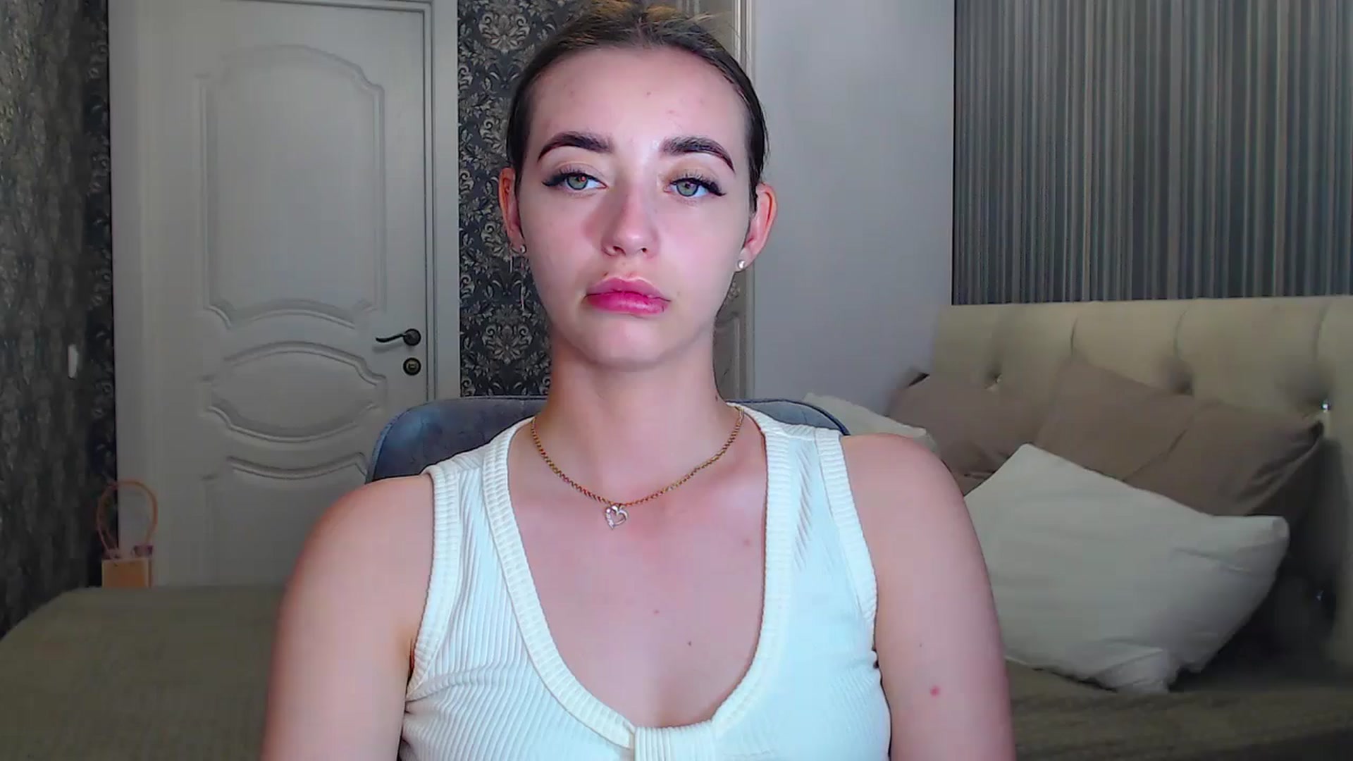 Gallery image thumbnail from EmeraldLilyyy's myfreecams stream on, 07/09/2024, 13:26 image 6 of 20