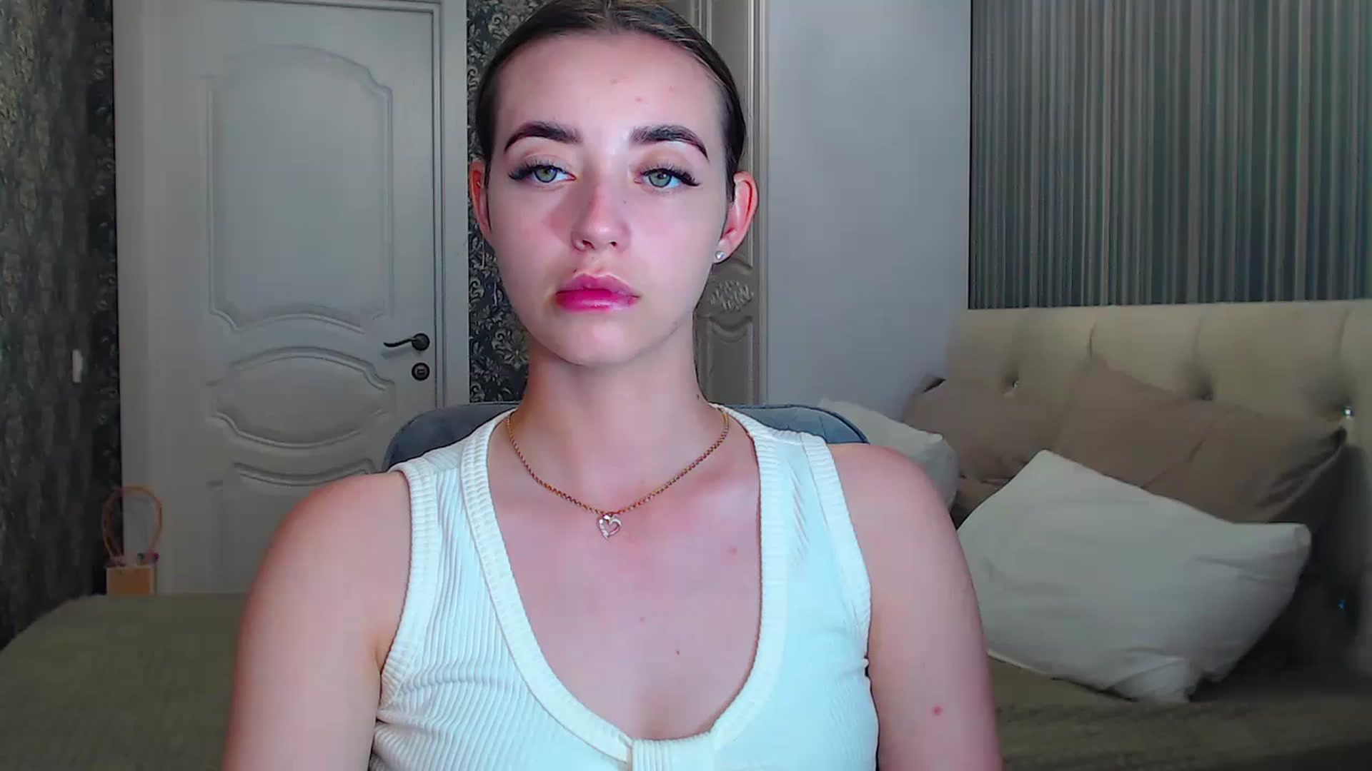 Gallery image thumbnail from EmeraldLilyyy's myfreecams stream on, 07/09/2024, 13:26 image 19 of 20