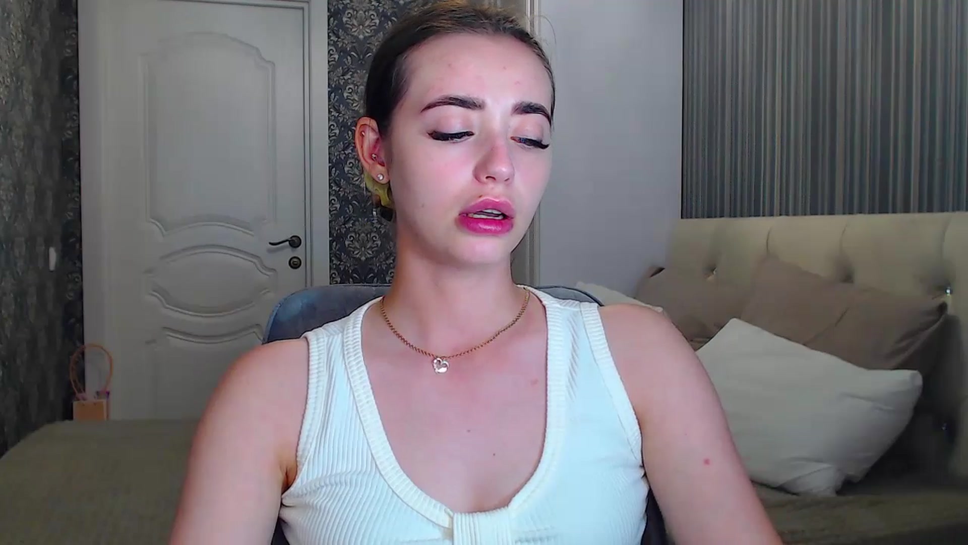 Gallery image thumbnail from EmeraldLilyyy's myfreecams stream on, 07/09/2024, 13:26 image 3 of 20