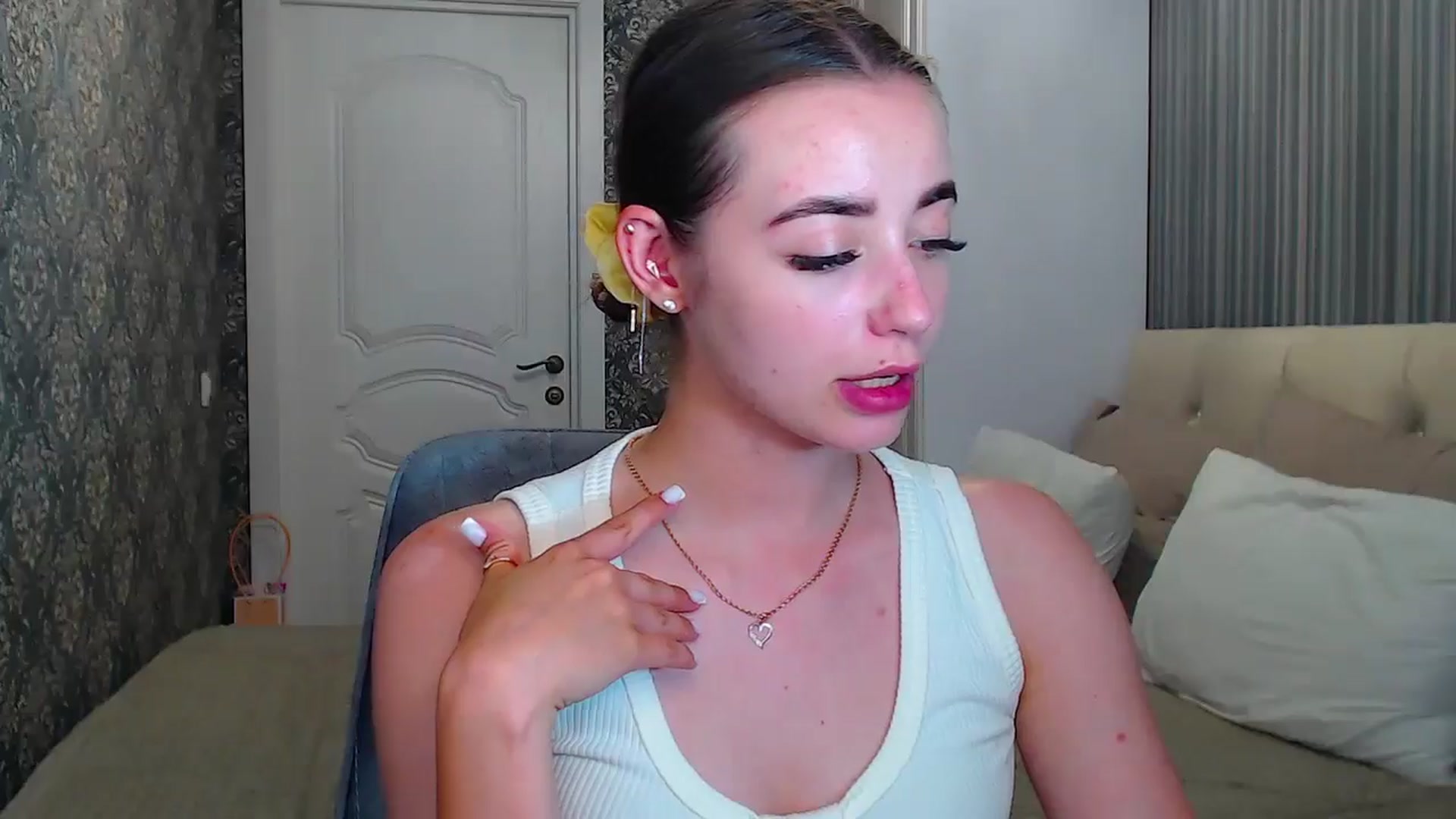 Gallery image thumbnail from EmeraldLilyyy's myfreecams stream on, 07/09/2024, 16:07 image 7 of 20
