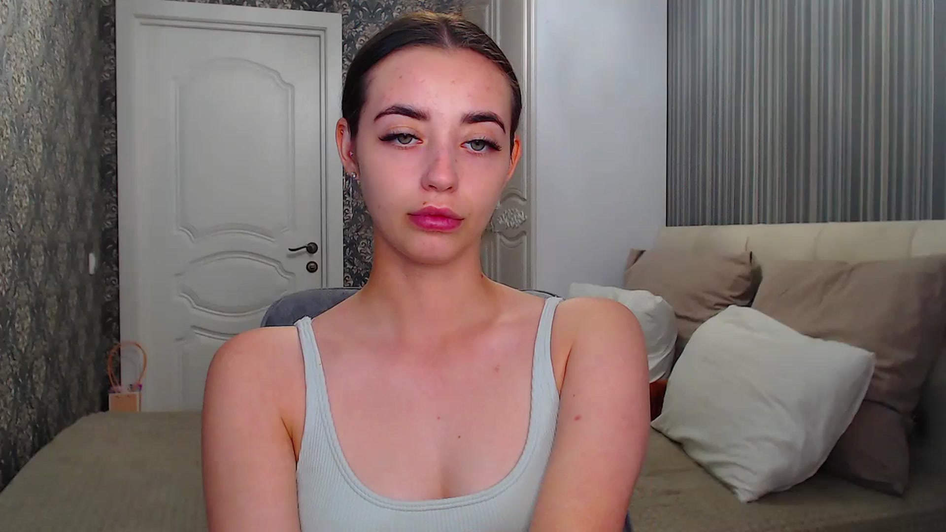 Gallery image thumbnail from EmeraldLilyyy's myfreecams stream on, 07/10/2024, 12:35 image 15 of 20