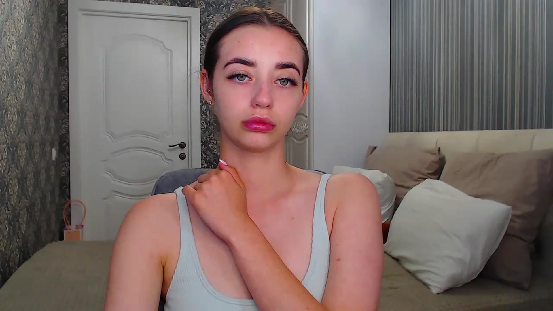 Gallery image thumbnail from EmeraldLilyyy's myfreecams stream on, 07/10/2024, 12:35 image 3 of 20
