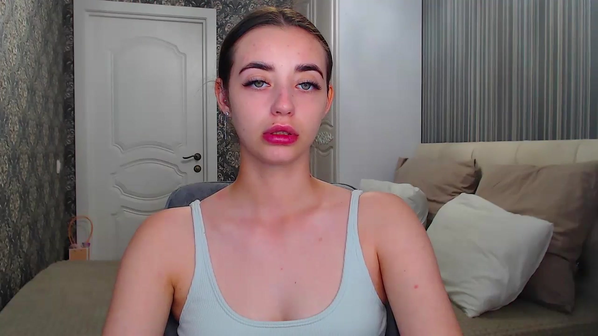 Gallery image thumbnail from EmeraldLilyyy's myfreecams stream on, 07/10/2024, 12:35 image 4 of 20