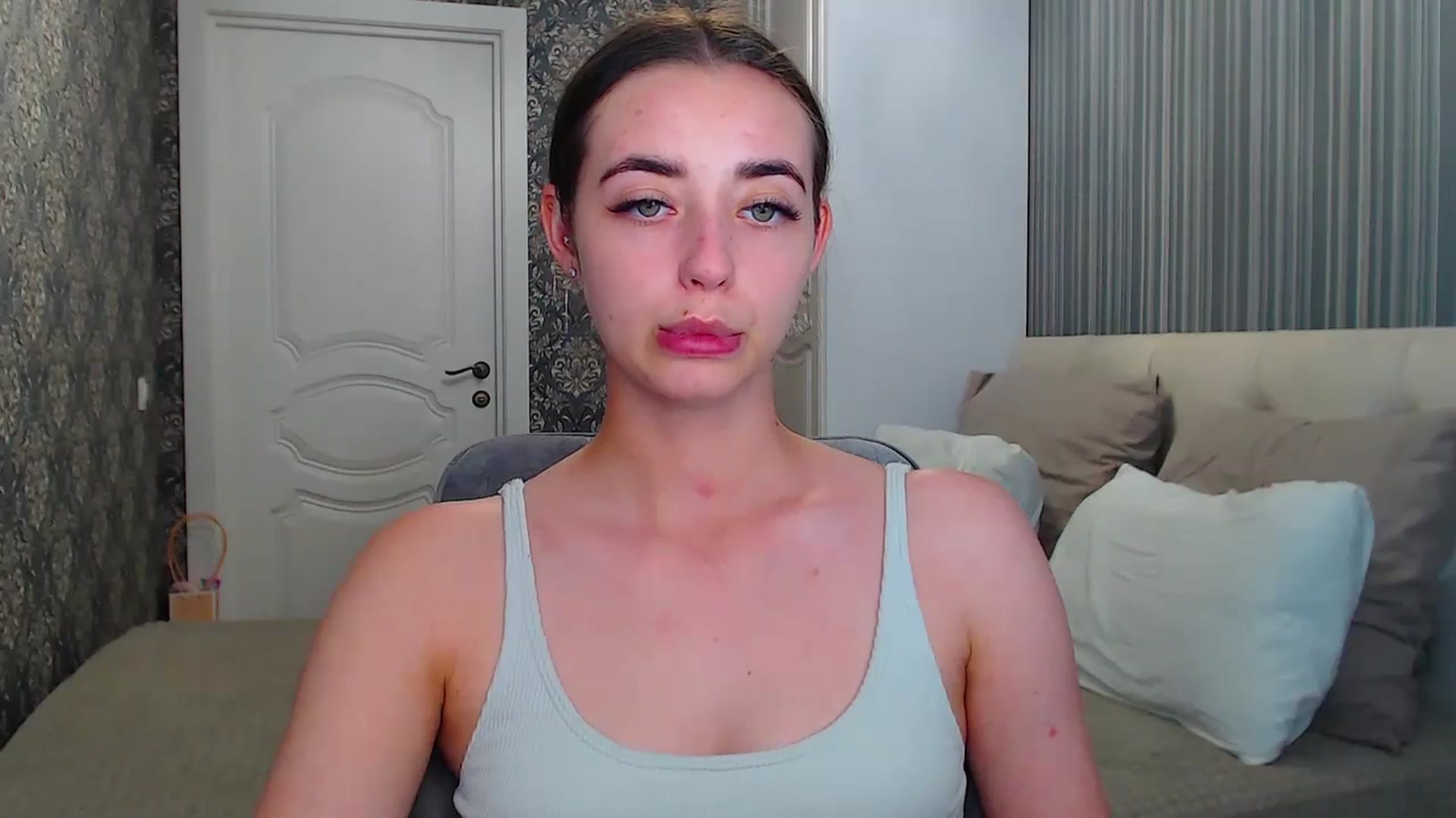 Gallery image thumbnail from EmeraldLilyyy's myfreecams stream on, 07/10/2024, 16:05 image 7 of 20