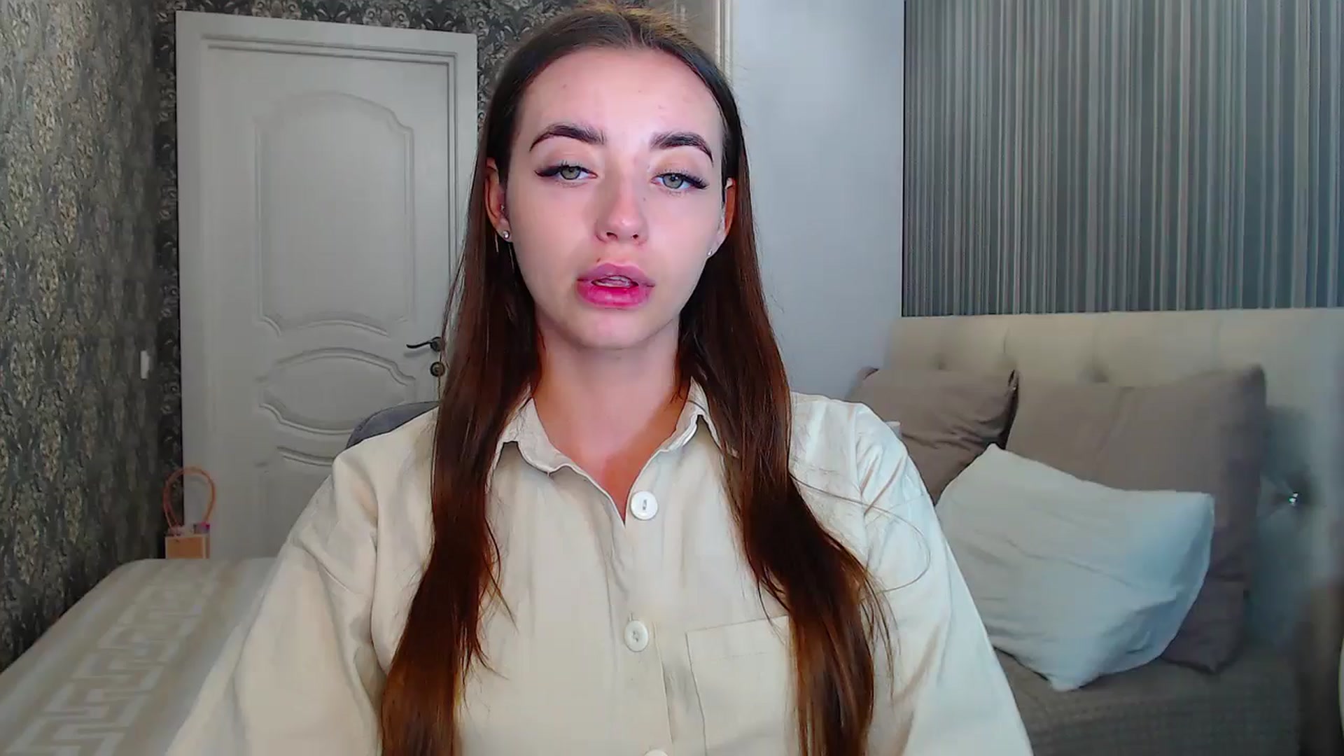 Gallery image thumbnail from EmeraldLilyyy's myfreecams stream on, 07/11/2024, 08:43 image 13 of 20