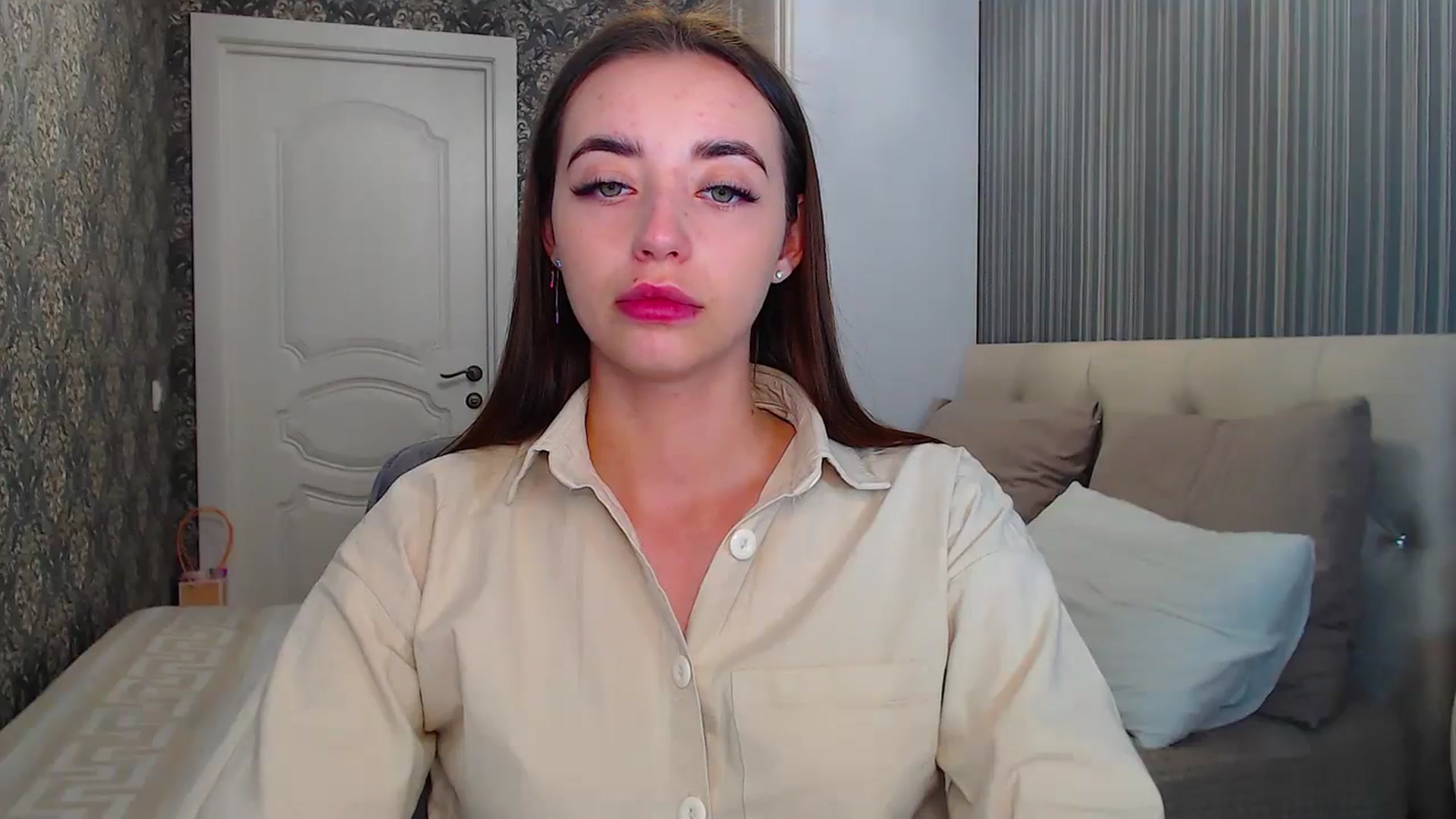 Gallery image thumbnail from EmeraldLilyyy's myfreecams stream on, 07/11/2024, 08:43 image 6 of 20