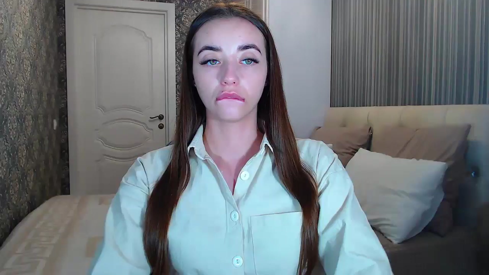 Gallery image thumbnail from EmeraldLilyyy's myfreecams stream on, 07/11/2024, 11:59 image 6 of 20