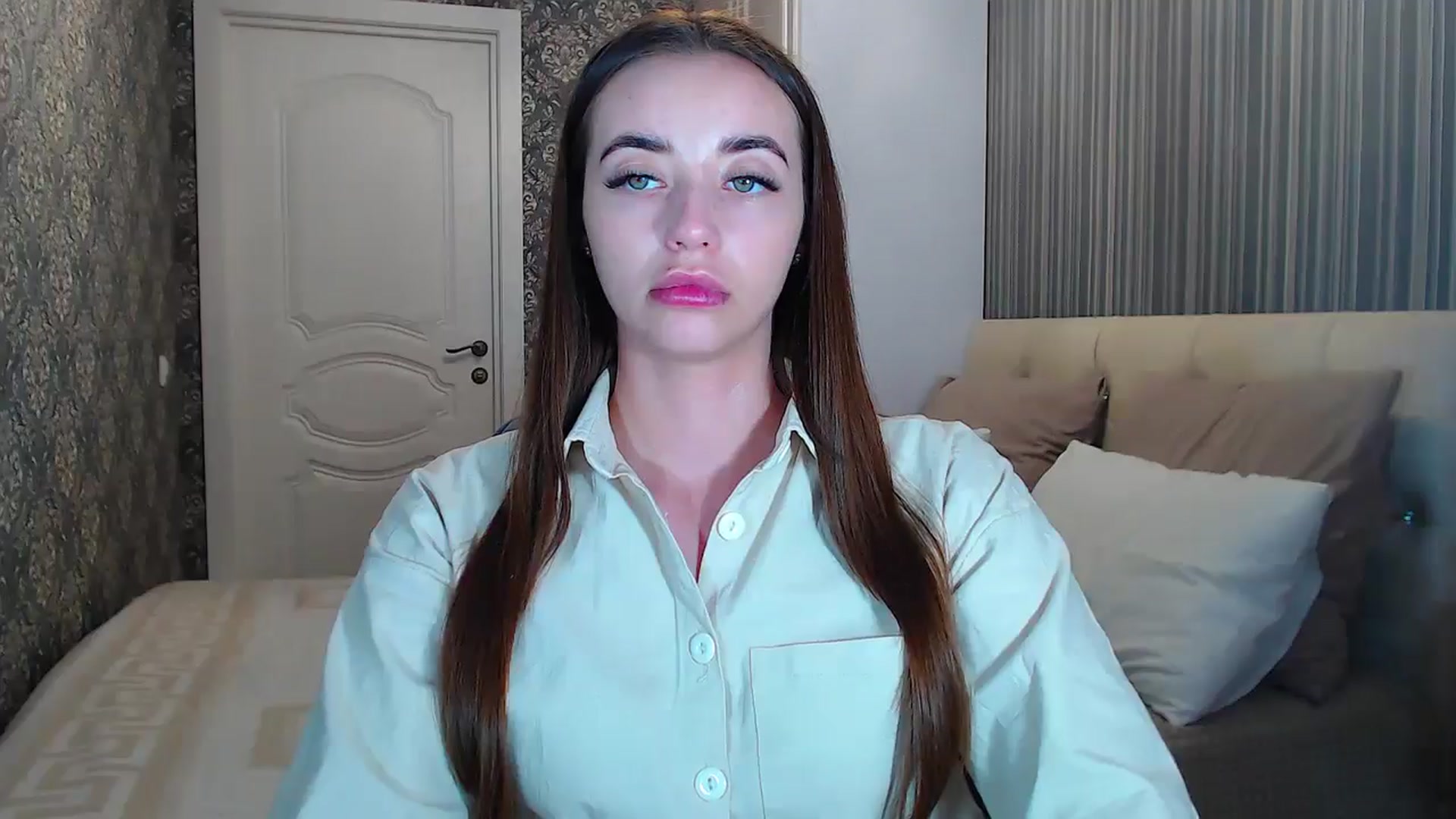 Gallery image thumbnail from EmeraldLilyyy's myfreecams stream on, 07/11/2024, 11:59 image 7 of 20
