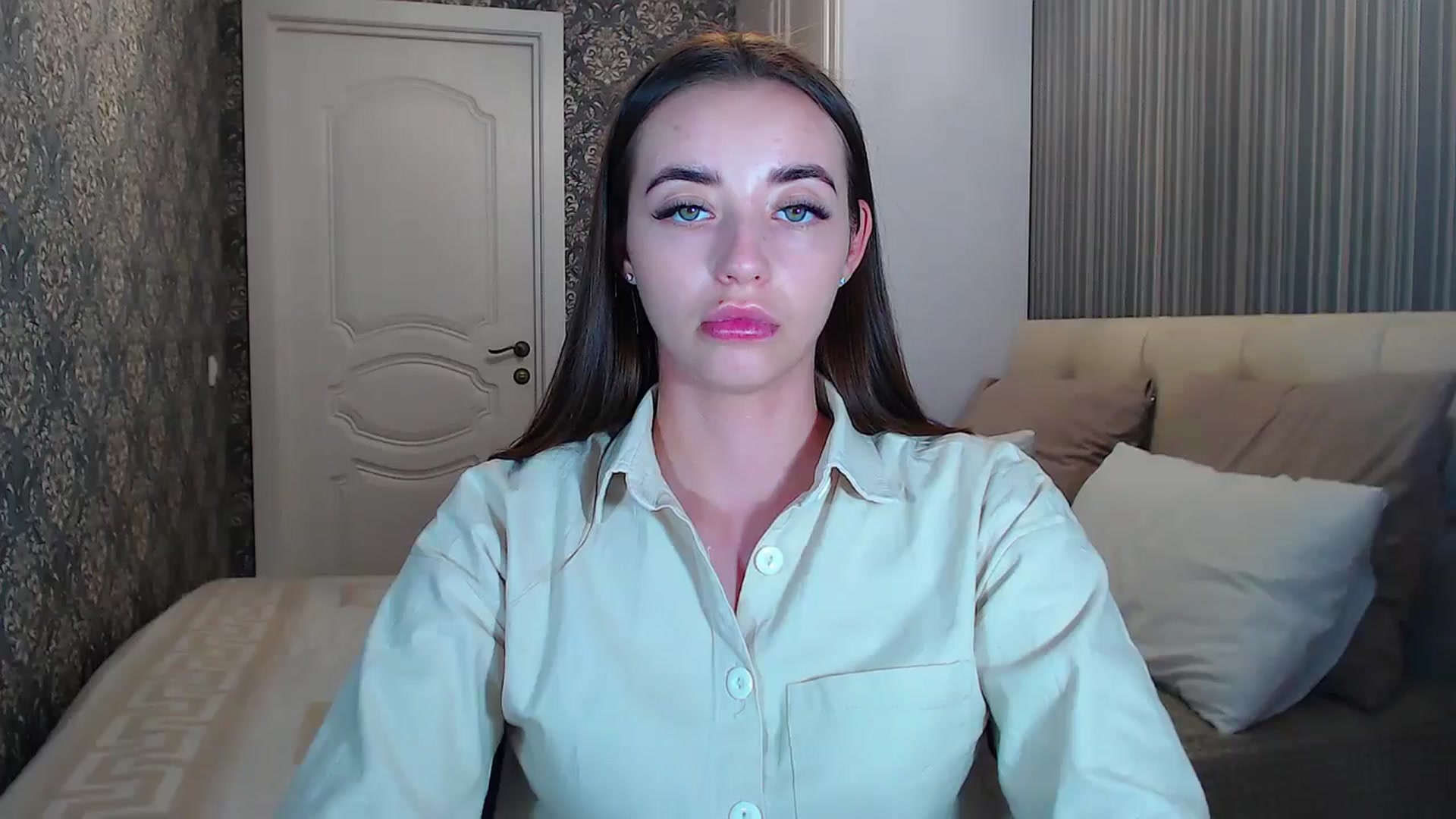 Gallery image thumbnail from EmeraldLilyyy's myfreecams stream on, 07/11/2024, 11:59 image 16 of 20