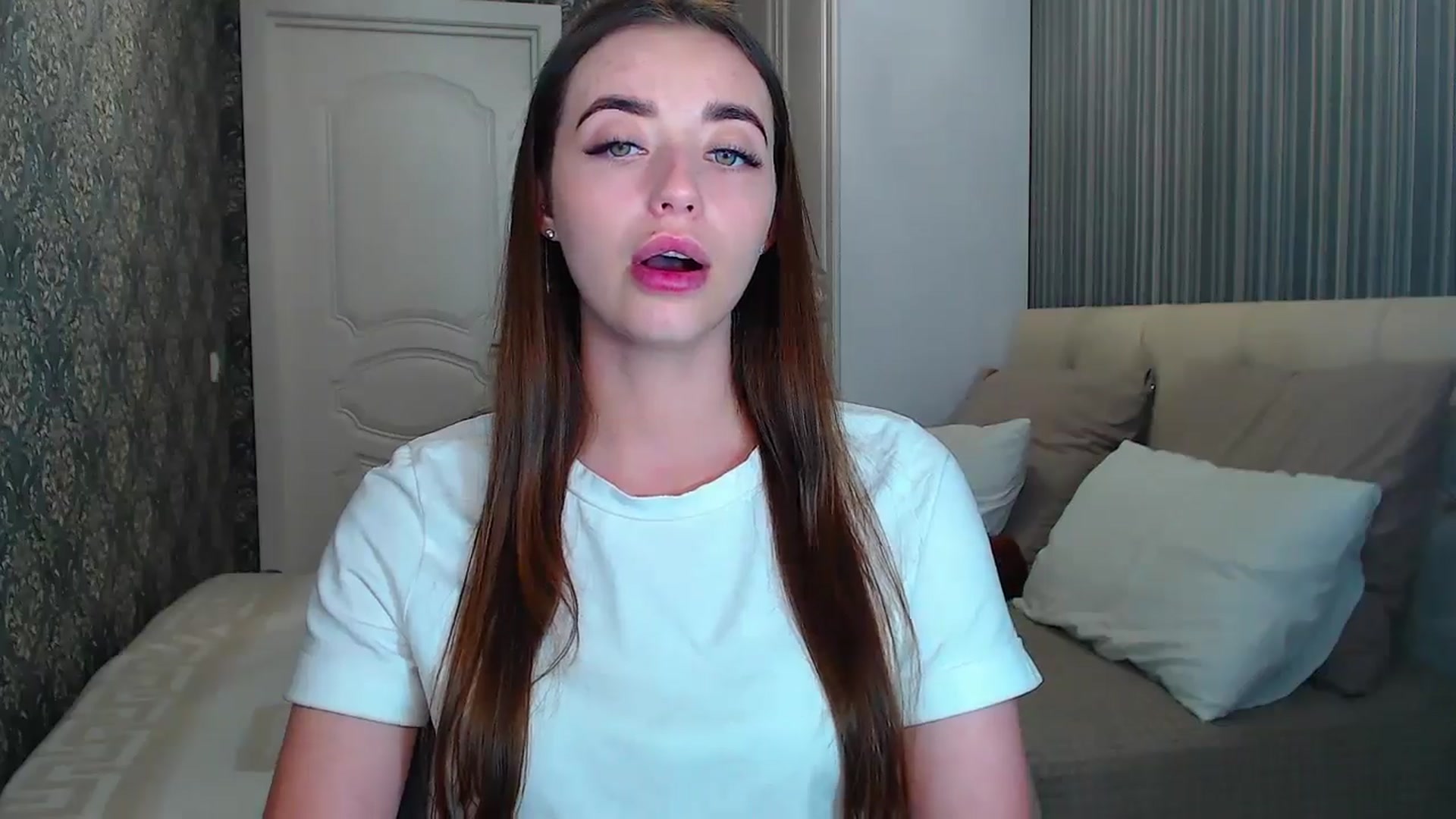 Gallery image thumbnail from EmeraldLilyyy's myfreecams stream on, 07/12/2024, 11:45 image 4 of 20