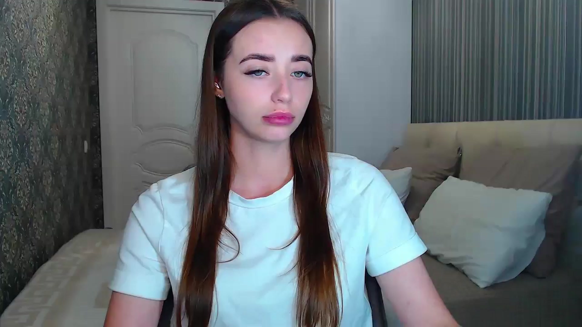 Gallery image thumbnail from EmeraldLilyyy's myfreecams stream on, 07/12/2024, 11:45 image 1 of 20