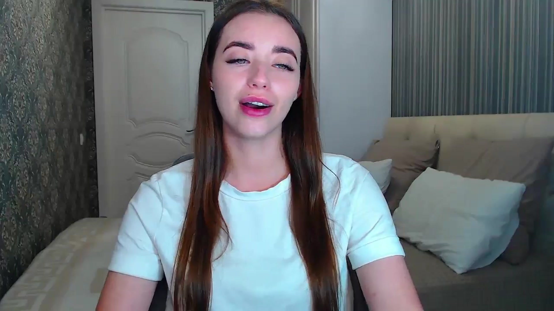 Gallery image thumbnail from EmeraldLilyyy's myfreecams stream on, 07/12/2024, 11:45 image 5 of 20