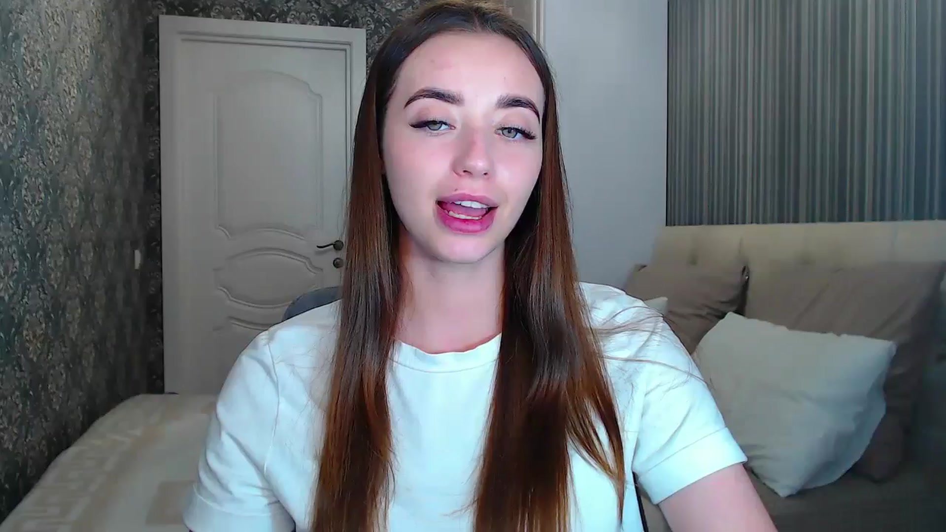 Gallery image thumbnail from EmeraldLilyyy's myfreecams stream on, 07/12/2024, 12:13 image 7 of 20