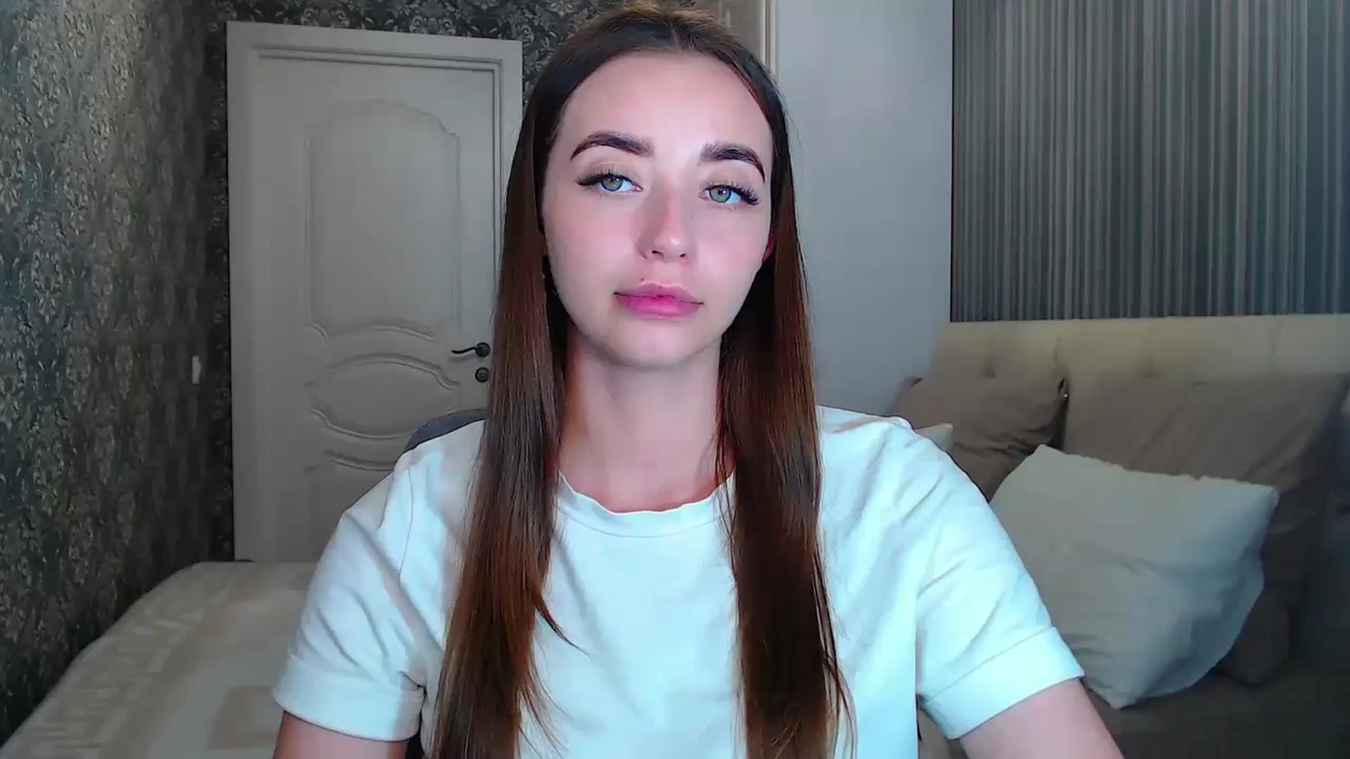 Gallery image thumbnail from EmeraldLilyyy's myfreecams stream on, 07/12/2024, 12:13 image 15 of 20