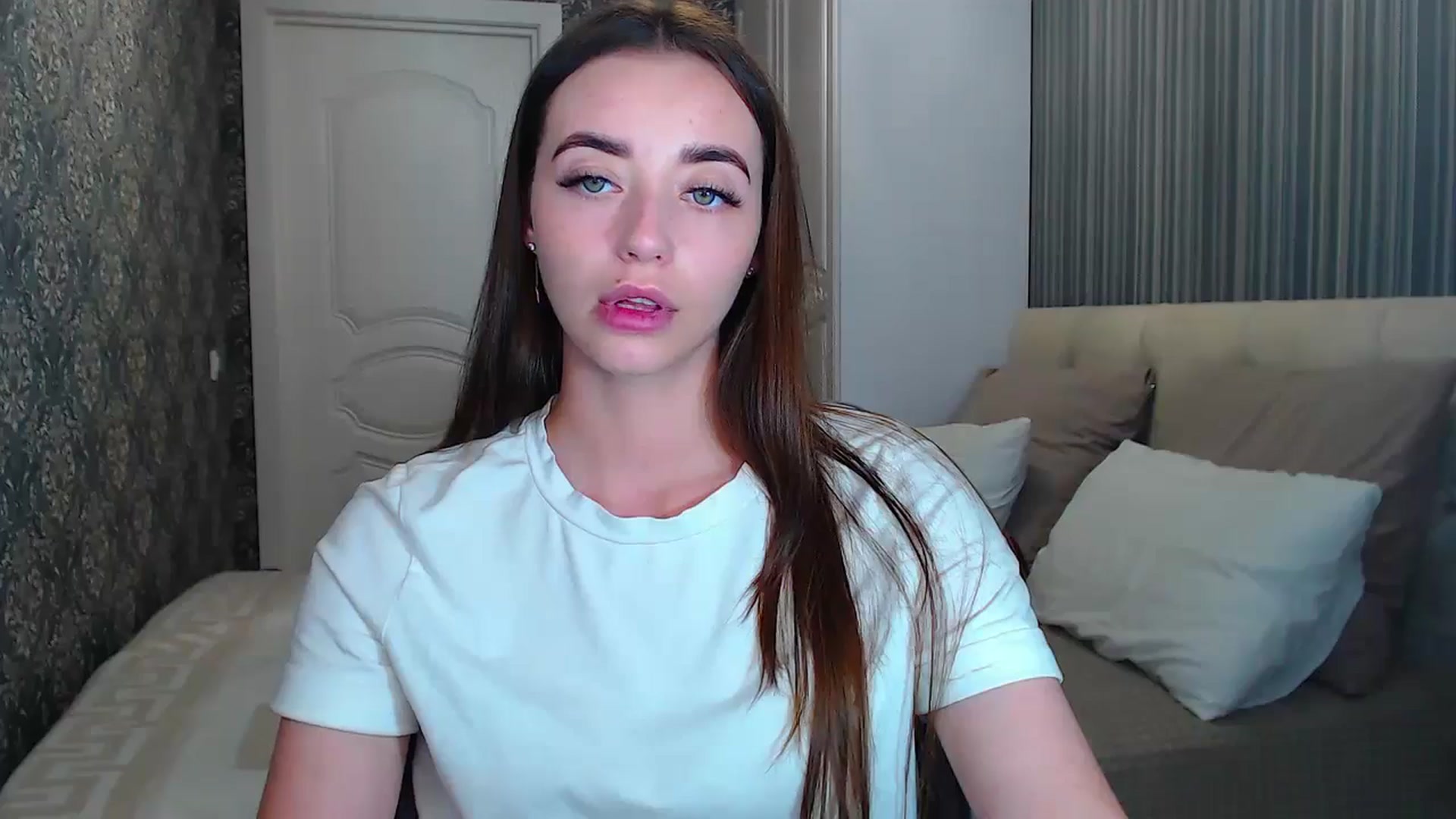 Gallery image thumbnail from EmeraldLilyyy's myfreecams stream on, 07/12/2024, 12:13 image 4 of 20