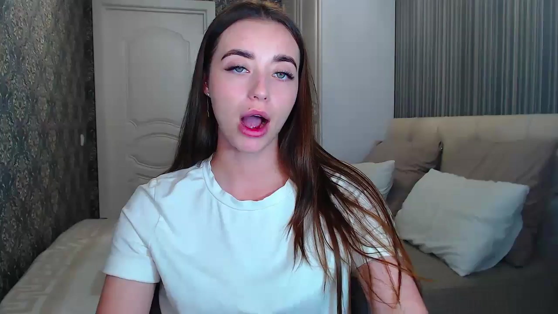 Gallery image thumbnail from EmeraldLilyyy's myfreecams stream on, 07/12/2024, 12:13 image 3 of 20