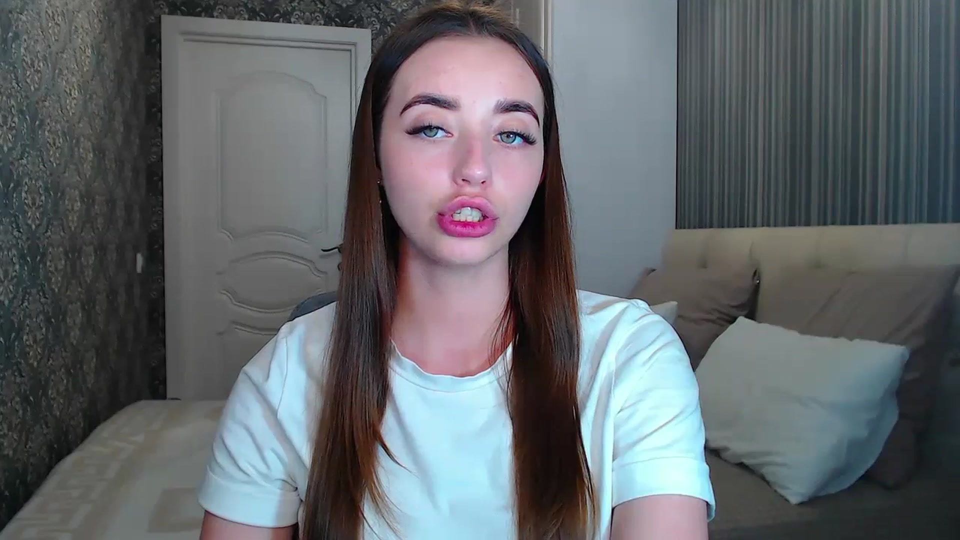Gallery image thumbnail from EmeraldLilyyy's myfreecams stream on, 07/12/2024, 12:13 image 17 of 20
