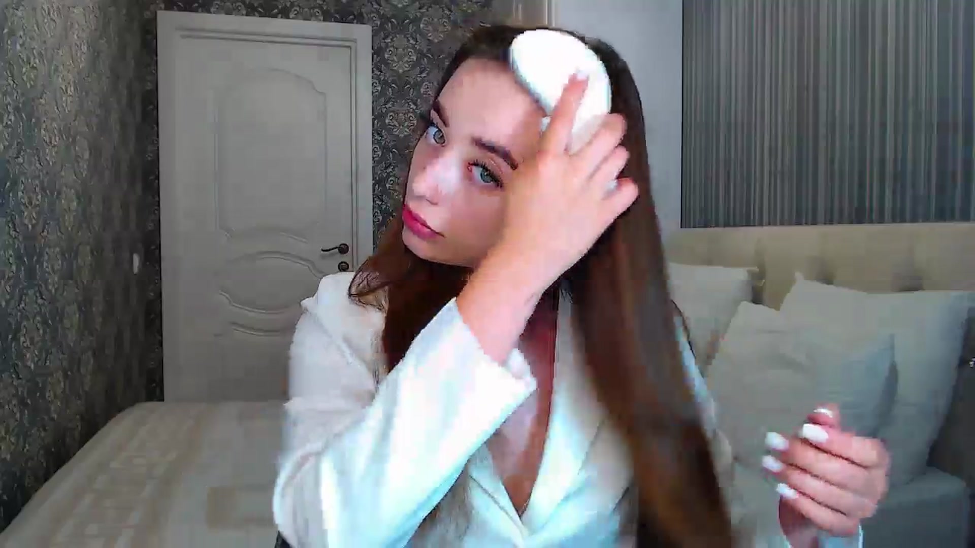 Gallery image thumbnail from EmeraldLilyyy's myfreecams stream on, 07/14/2024, 13:17 image 6 of 20