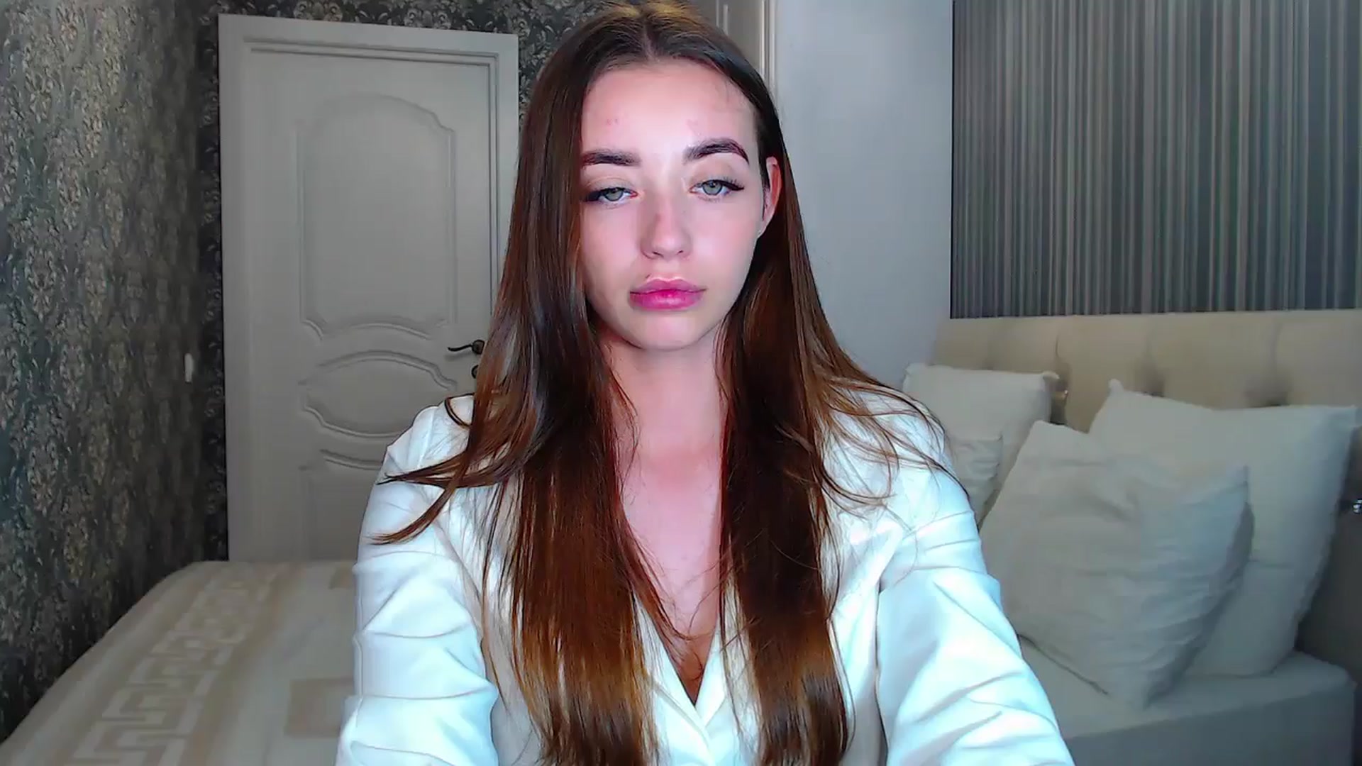 Gallery image thumbnail from EmeraldLilyyy's myfreecams stream on, 07/14/2024, 13:17 image 20 of 20