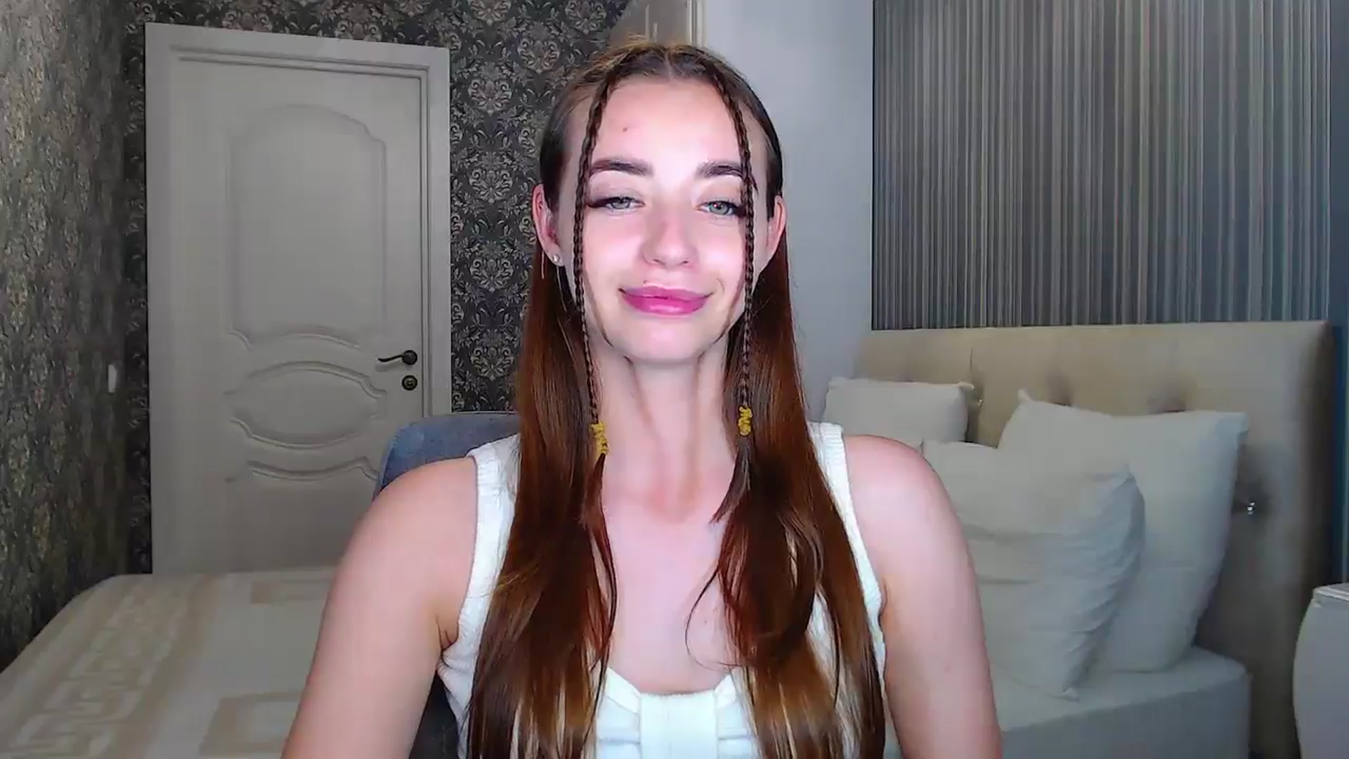 Gallery image thumbnail from EmeraldLilyyy's myfreecams stream on, 07/14/2024, 17:37 image 5 of 20