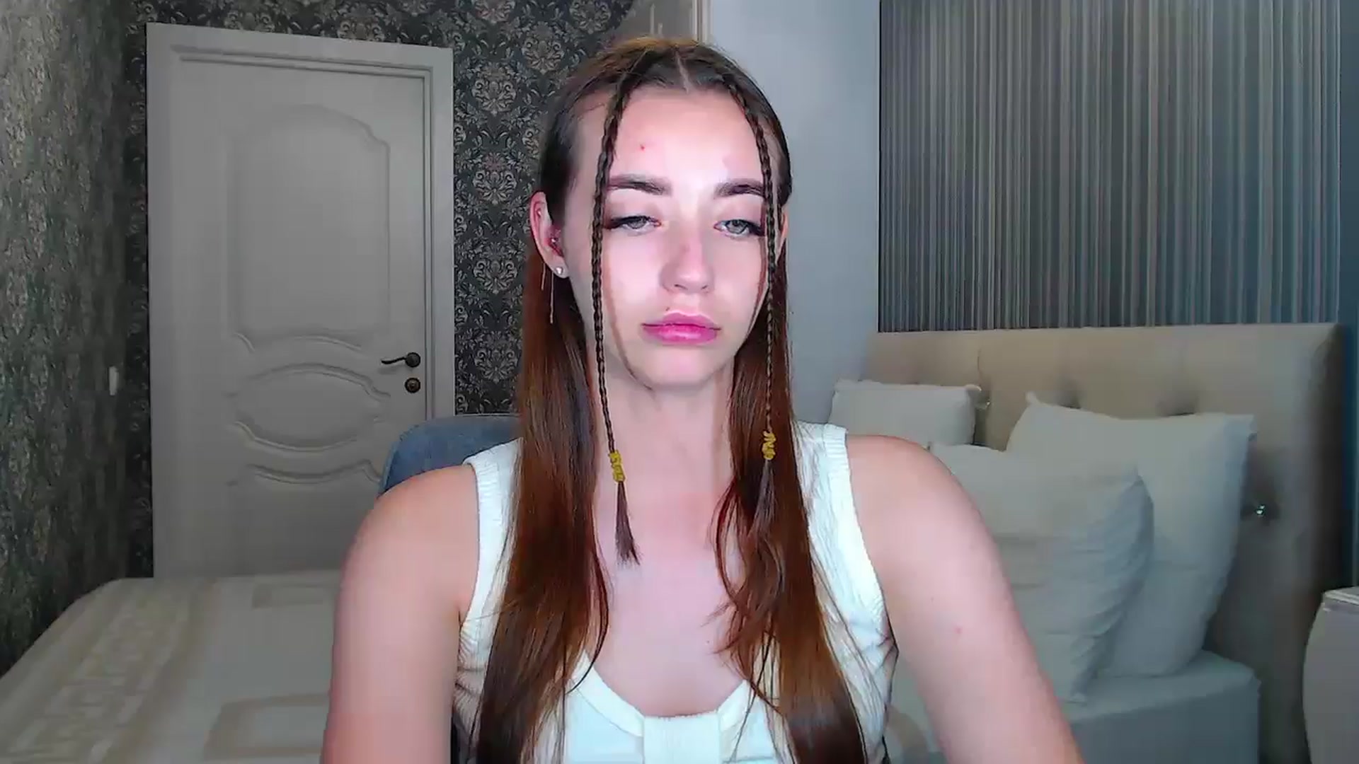 Gallery image thumbnail from EmeraldLilyyy's myfreecams stream on, 07/14/2024, 17:37 image 9 of 20