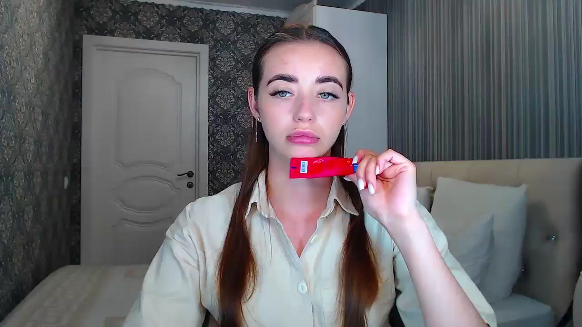 Gallery image thumbnail from EmeraldLilyyy's myfreecams stream on, 07/15/2024, 14:32 image 1 of 20
