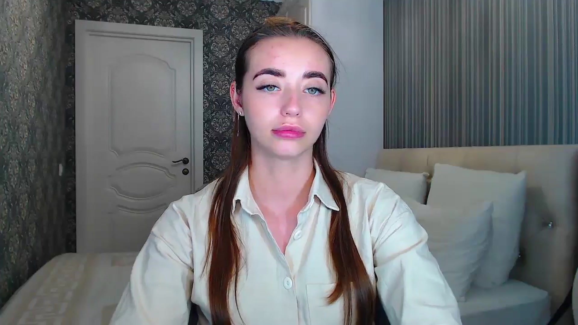 Gallery image thumbnail from EmeraldLilyyy's myfreecams stream on, 07/15/2024, 15:14 image 20 of 20