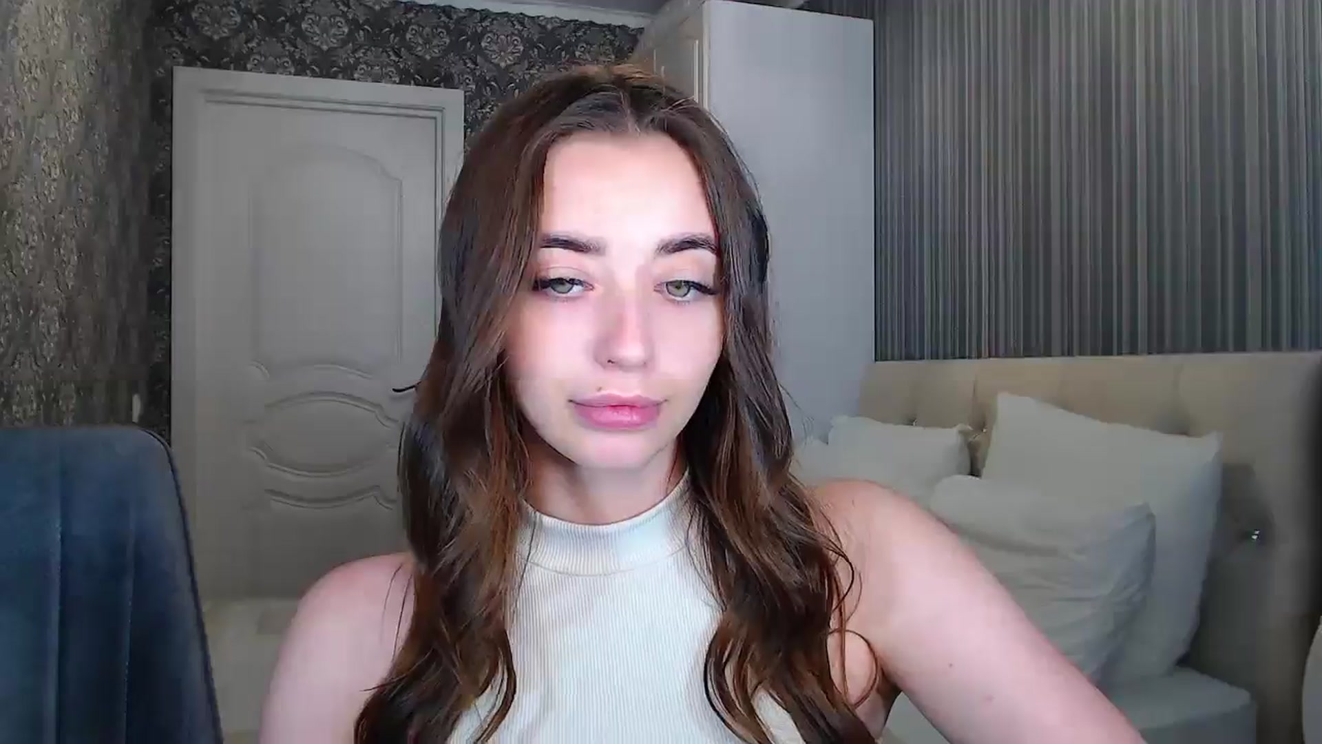 Gallery image thumbnail from EmeraldLilyyy's myfreecams stream on, 07/19/2024, 16:14 image 4 of 20