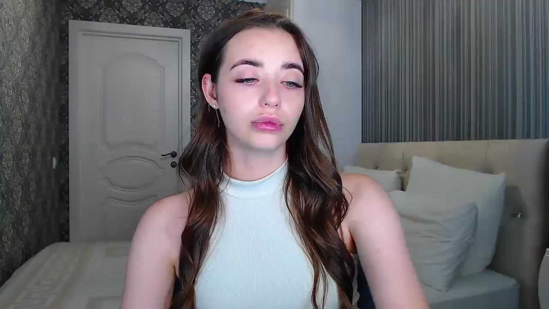 Gallery image thumbnail from EmeraldLilyyy's myfreecams stream on, 07/19/2024, 16:14 image 11 of 20