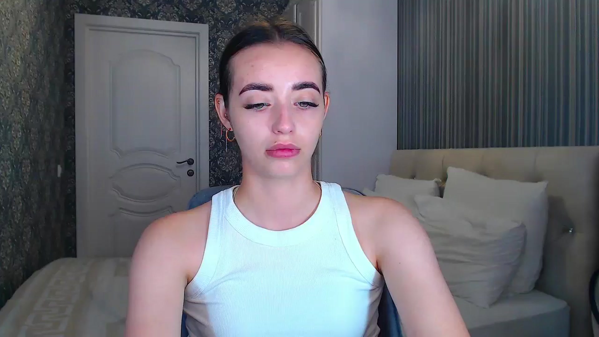 Gallery image thumbnail from EmeraldLilyyy's myfreecams stream on, 07/22/2024, 11:13 image 2 of 20