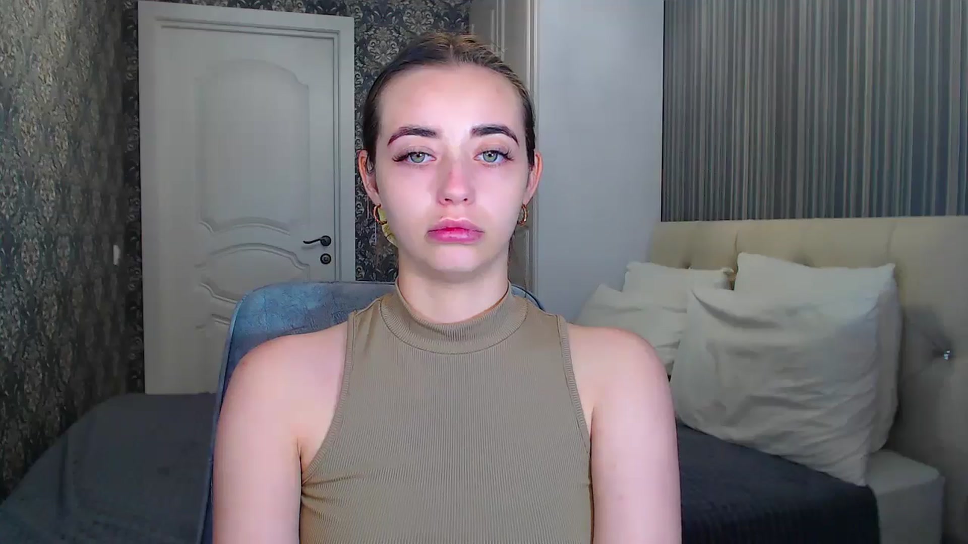 Gallery image thumbnail from EmeraldLilyyy's myfreecams stream on, 07/29/2024, 11:56 image 2 of 20