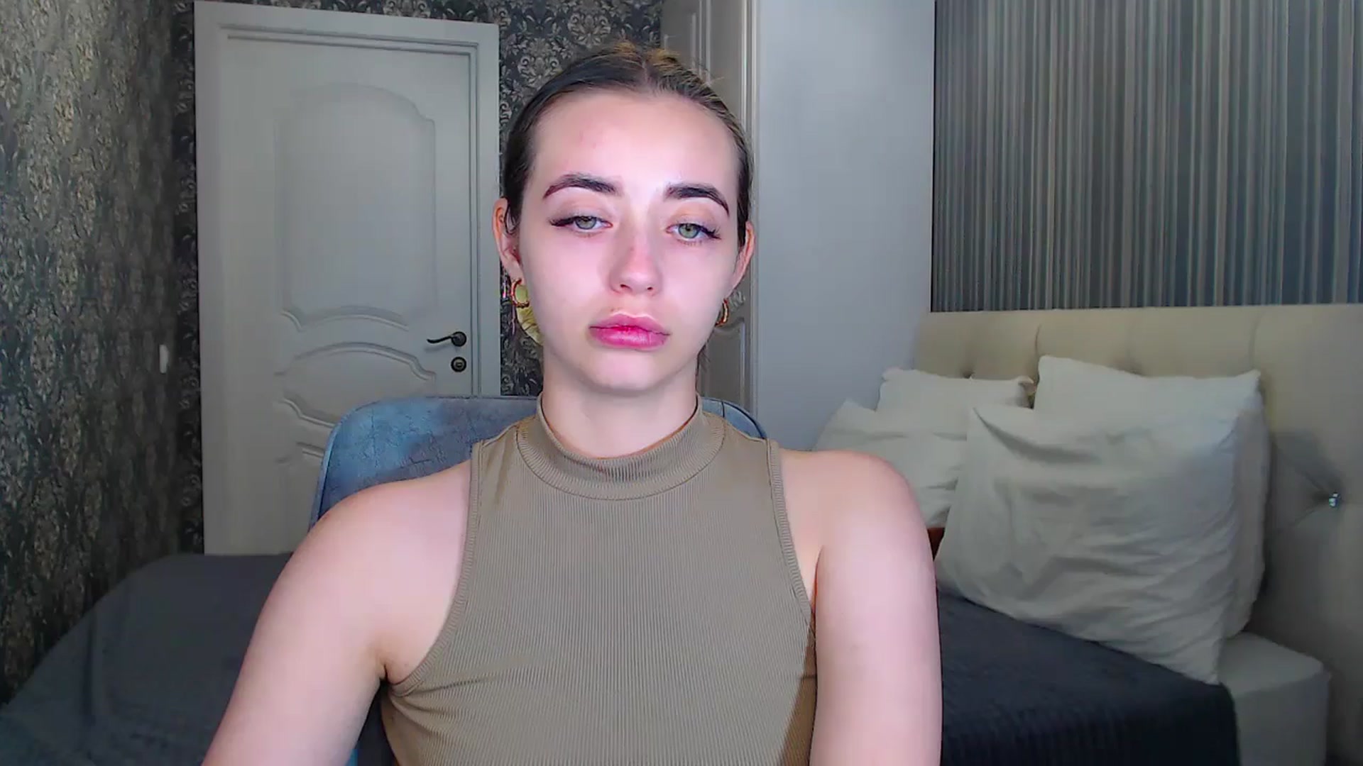 Gallery image thumbnail from EmeraldLilyyy's myfreecams stream on, 07/29/2024, 11:56 image 3 of 20