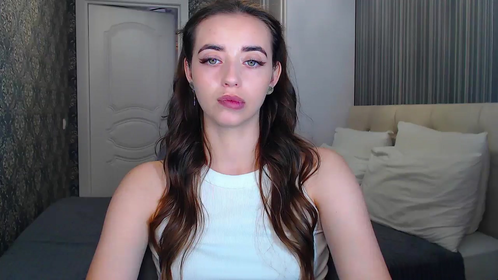 Gallery image thumbnail from EmeraldLilyyy's myfreecams stream on, 07/30/2024, 11:32 image 3 of 20