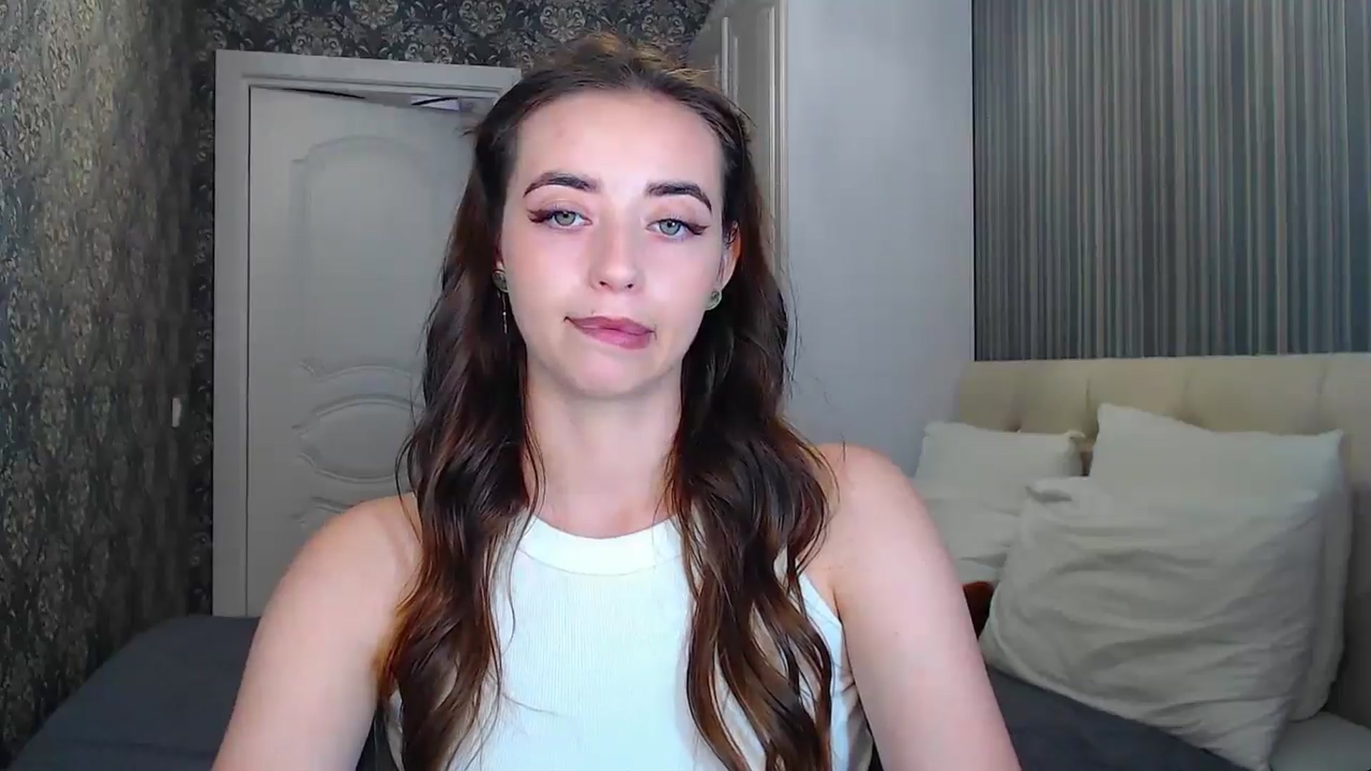 Gallery image thumbnail from EmeraldLilyyy's myfreecams stream on, 07/30/2024, 11:32 image 9 of 20