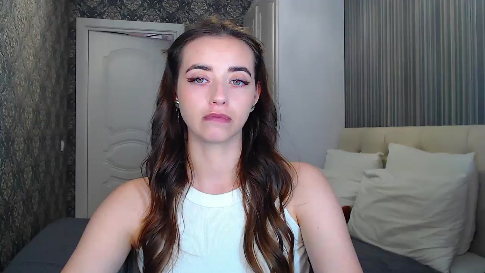 Gallery image thumbnail from EmeraldLilyyy's myfreecams stream on, 07/30/2024, 11:32 image 12 of 20