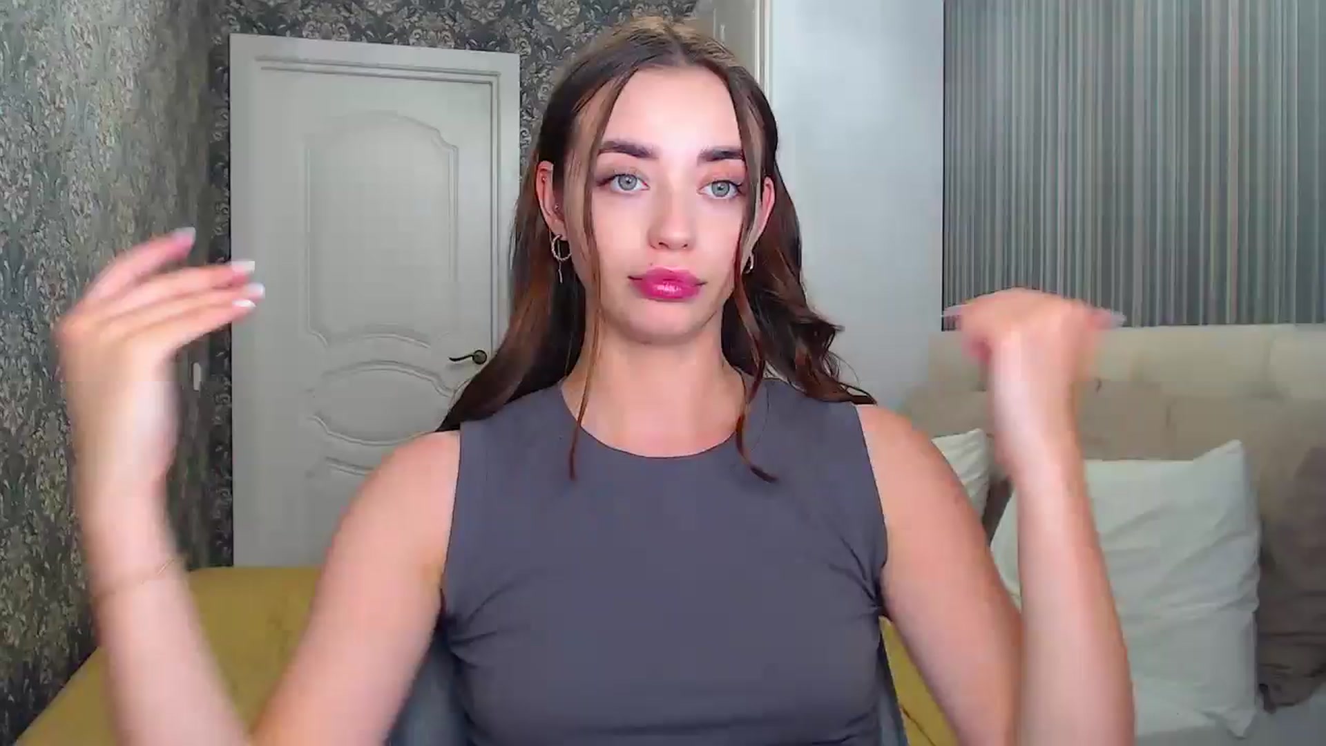 Gallery image thumbnail from EmeraldLilyyy's myfreecams stream on, 08/06/2024, 10:44 image 18 of 20