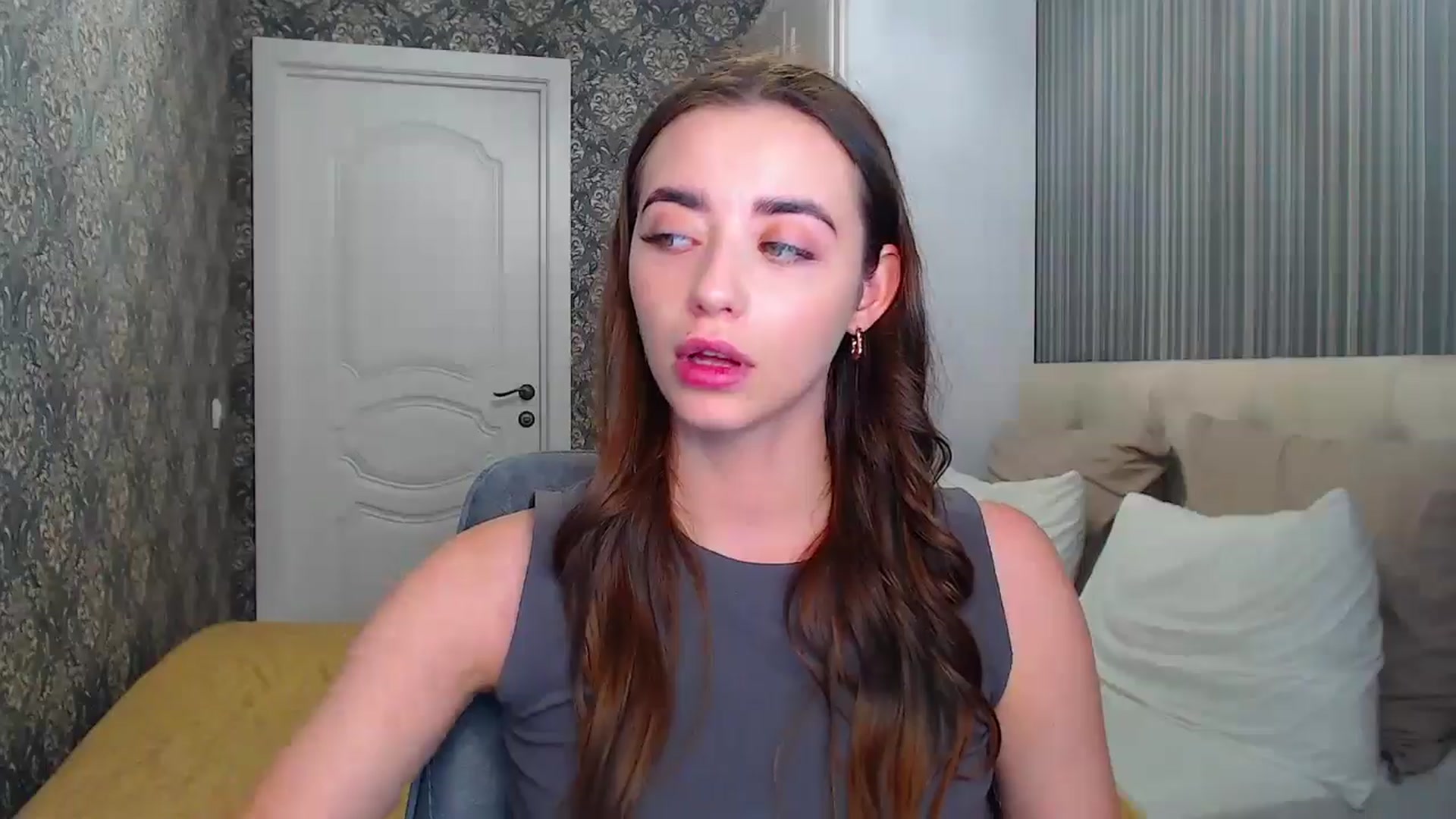 Gallery image thumbnail from EmeraldLilyyy's myfreecams stream on, 08/06/2024, 11:24 image 6 of 20