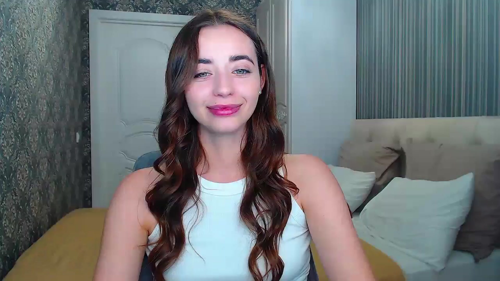 Gallery image thumbnail from EmeraldLilyyy's myfreecams stream on, 08/07/2024, 09:33 image 11 of 20