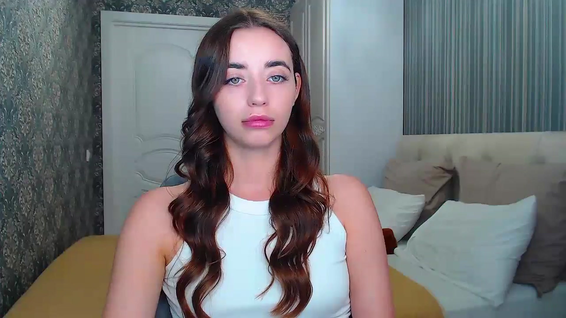Gallery image thumbnail from EmeraldLilyyy's myfreecams stream on, 08/07/2024, 09:33 image 20 of 20