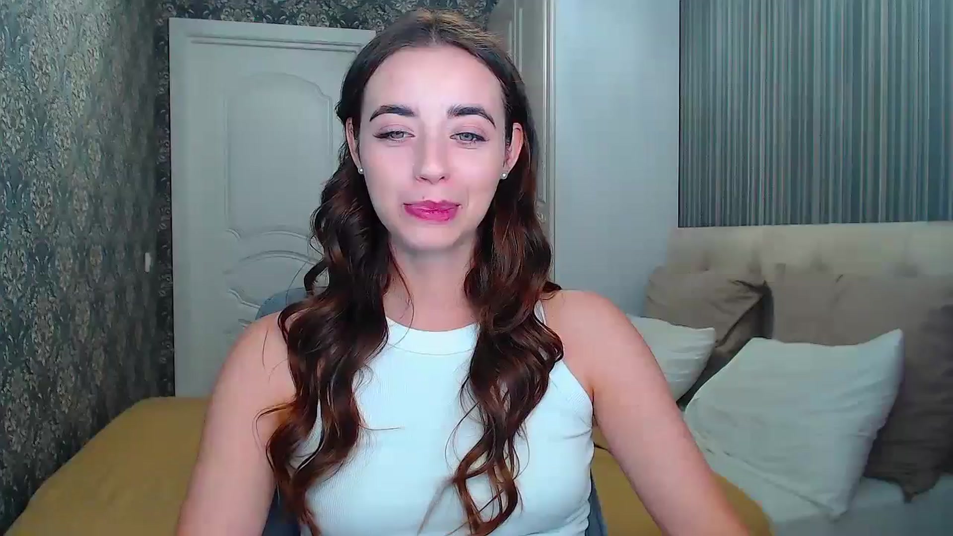 Gallery image thumbnail from EmeraldLilyyy's myfreecams stream on, 08/07/2024, 09:33 image 8 of 20