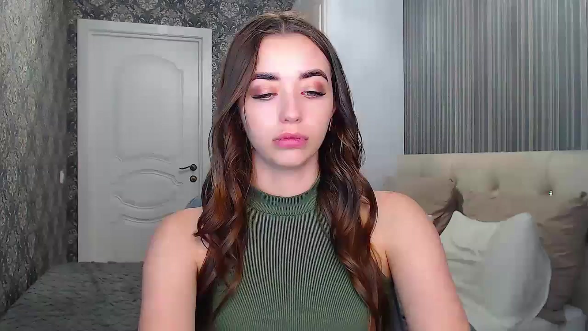 Gallery image thumbnail from EmeraldLilyyy's myfreecams stream on, 08/27/2024, 11:23 image 4 of 20