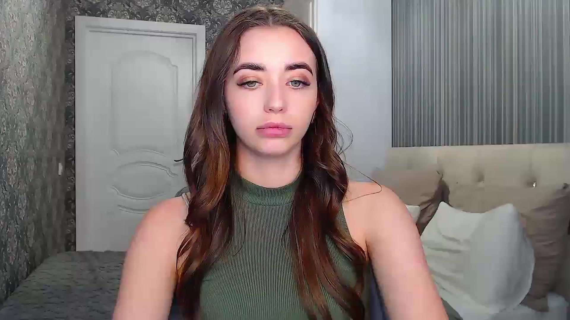 Gallery image thumbnail from EmeraldLilyyy's myfreecams stream on, 08/27/2024, 11:23 image 17 of 20