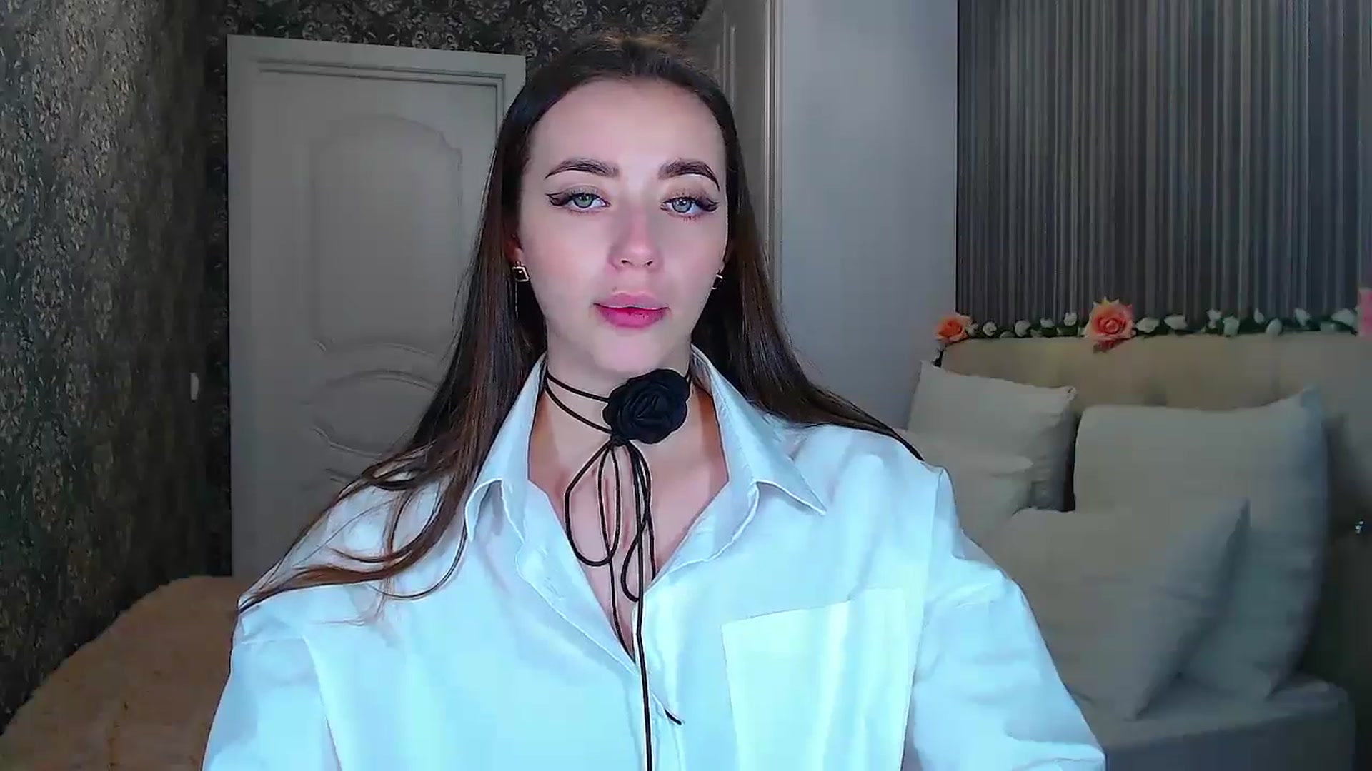 Gallery image thumbnail from EmeraldLilyyy's myfreecams stream on, 10/11/2024, 10:56 image 3 of 20